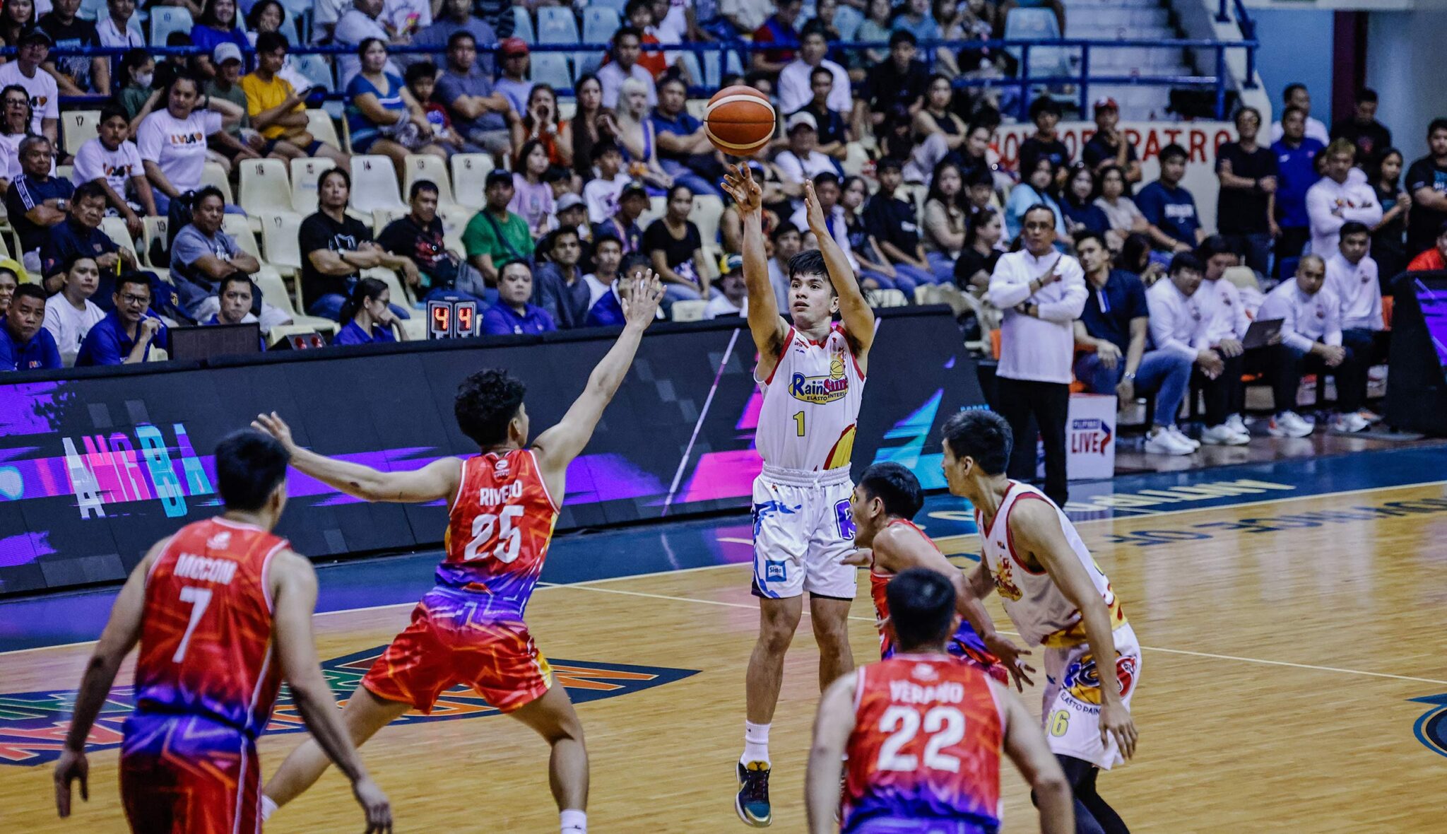 PBA: Rookie Adrian Nocum stepping up for Rain or Shine