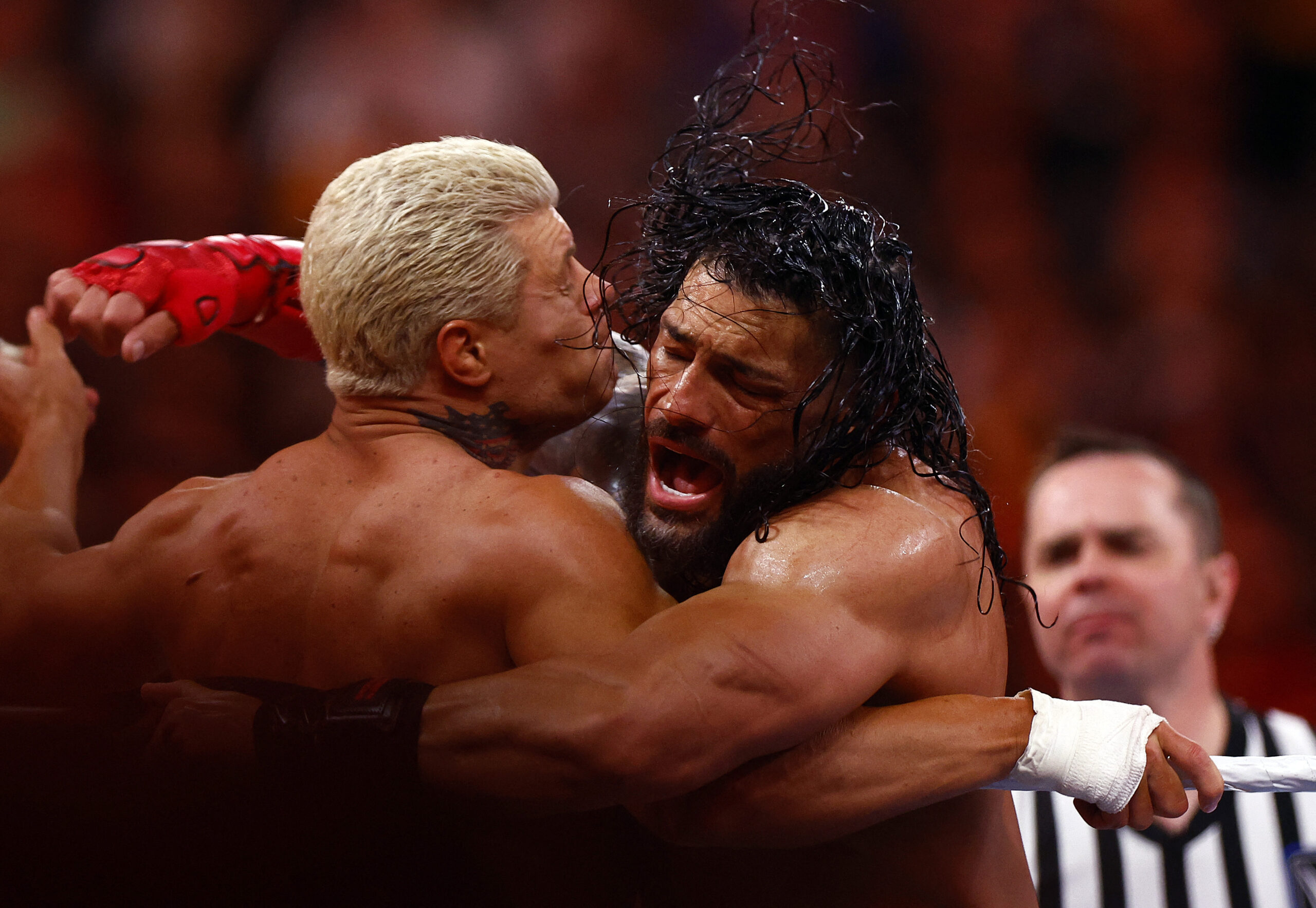Cody Rhodes Roman Reigns WWE wrestlemania