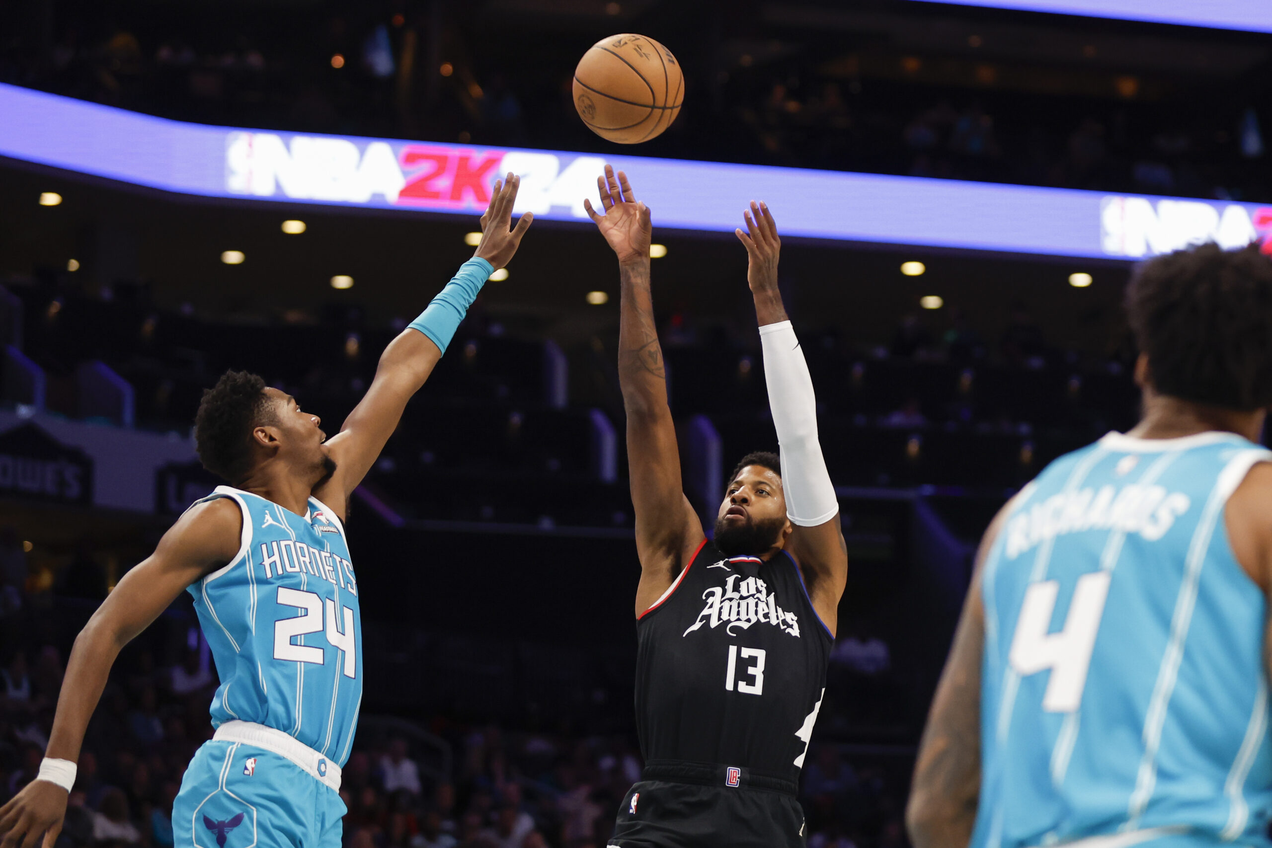 Paul George Clippers beat Hornets NBA