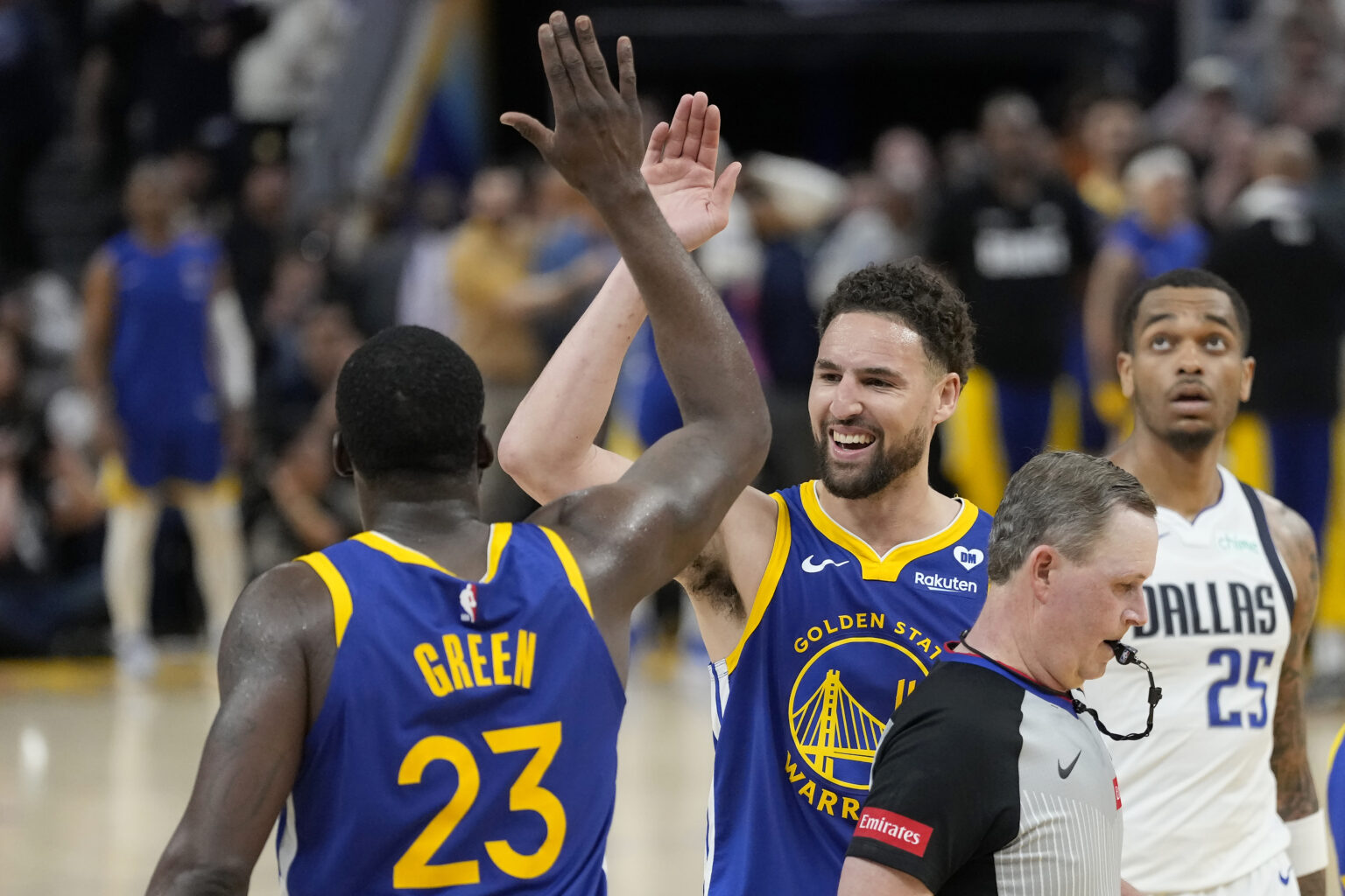 NBA: Warriors Fend Off Luka Doncic, Mavericks