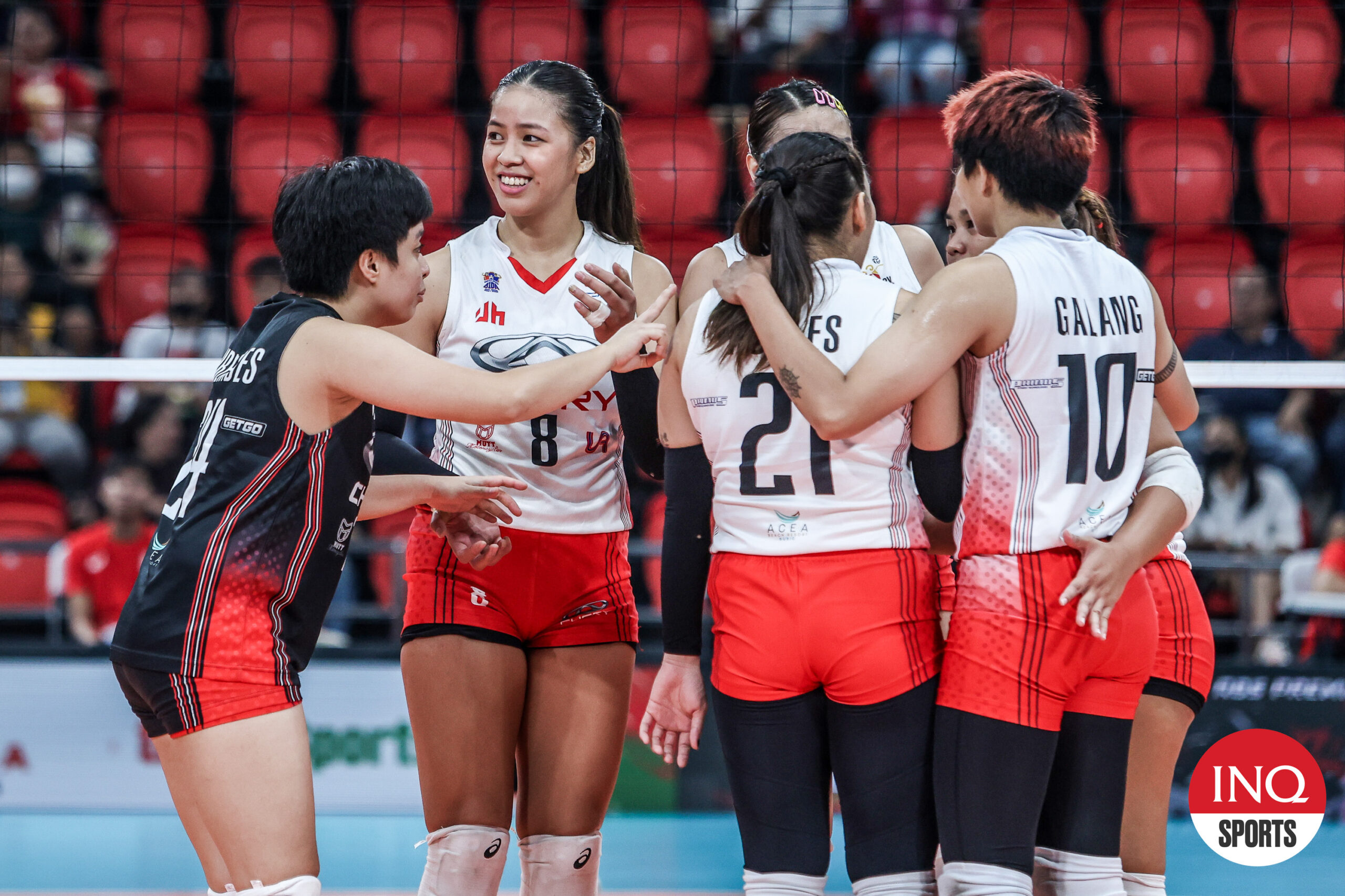Eya Laure and the Chery Tiggo Crossovers in a PVL All-Filipino Conference 