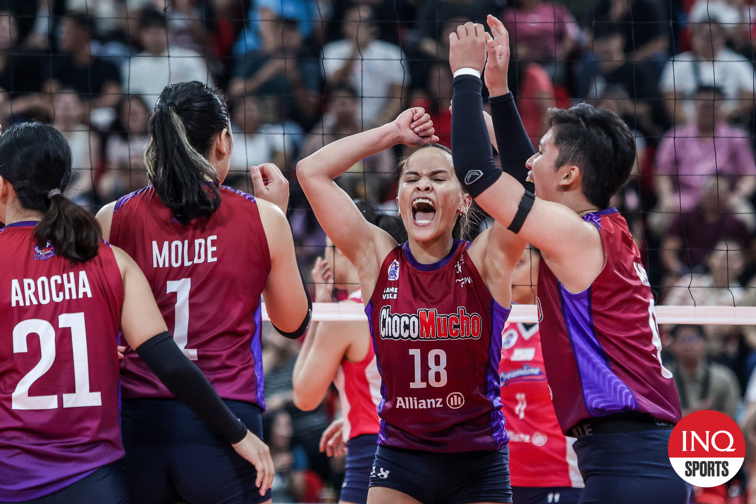 Choco Mucho's MAddie Madayag and Isa Molde during a PVL semifinals game. –MARLO CUETO/INQUIRER.net