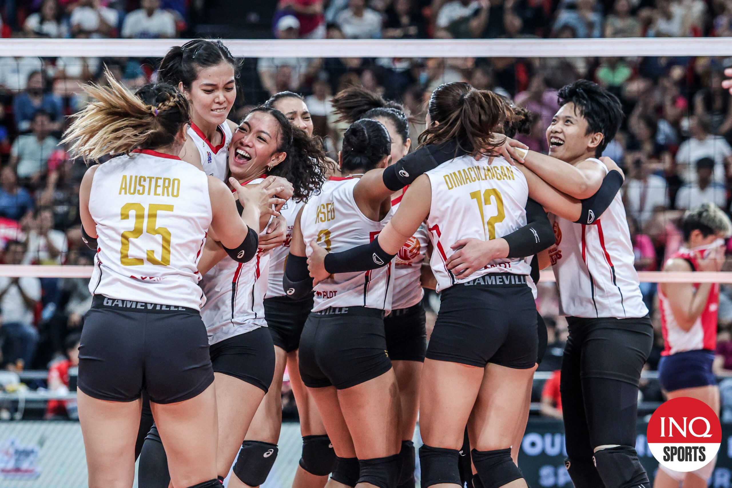 PLDT High Speed Hitters against Creamline Cool Smashers in the PVL All-Filipino Conference.