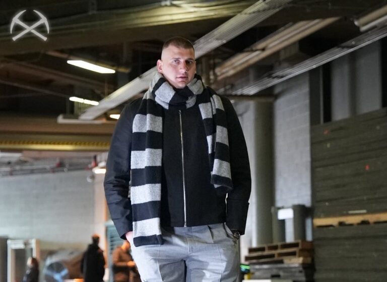 Jokic shows up to Game 1 dressed like 'Gru' from 'Despicable Me'