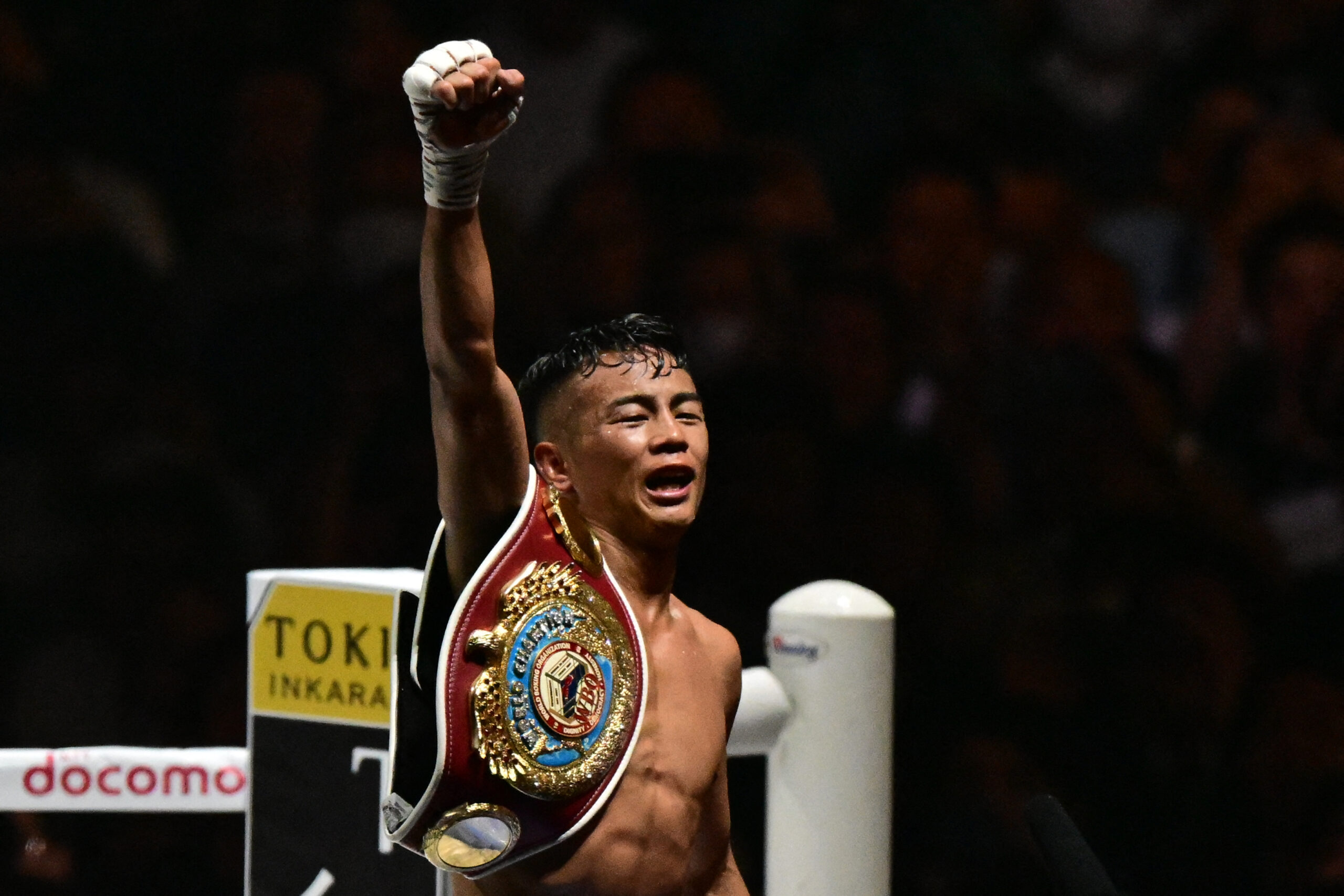 Yoshiki Takei beats Jason Moloney WBO bantamweight title Tokyo Dome