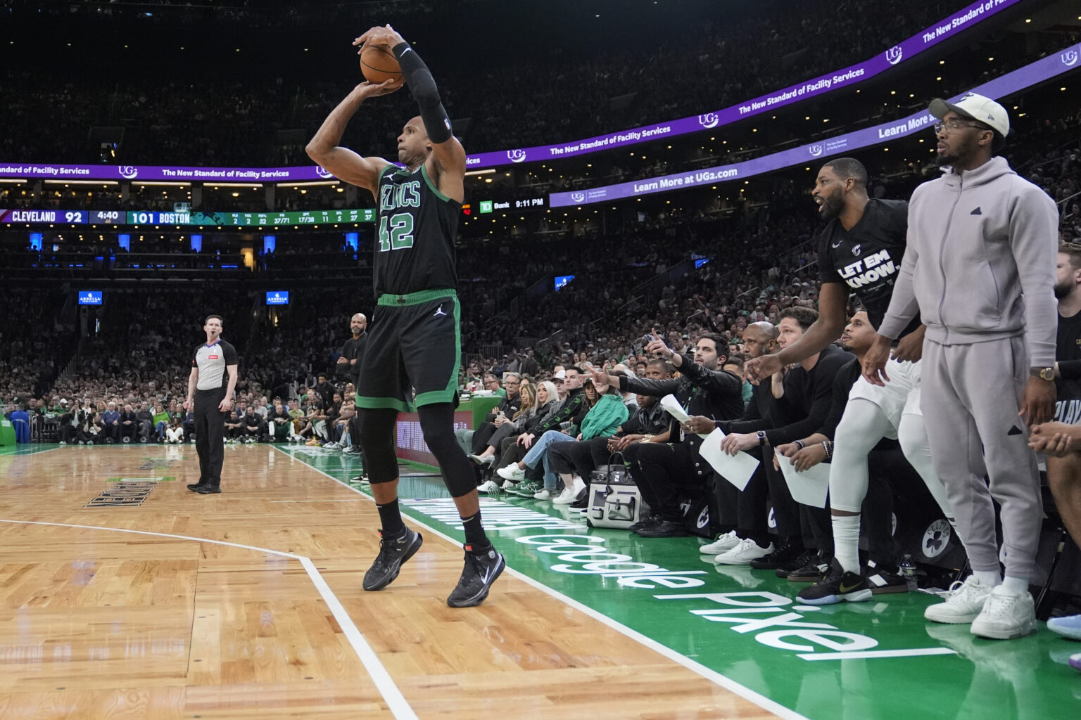 NBA: Celtics oust Cavaliers, enter third consecutive East finals