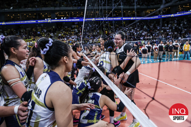 UAAP: NU Lady Bulldogs Sweep UST Tigresses For Volleyball Title