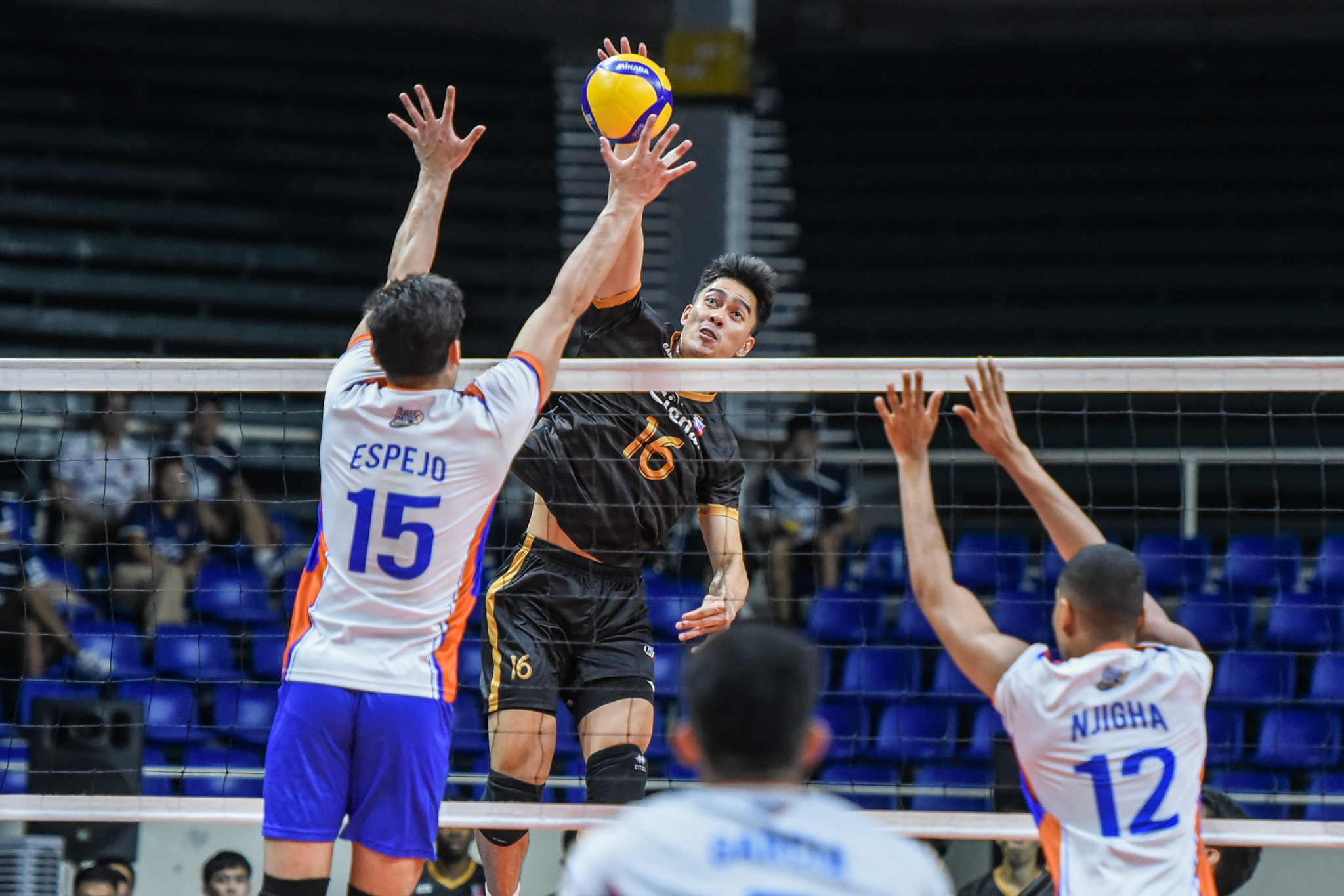 Cignal HD Spikers' star Bryan Bagunas in the Spikers' Turf Open Conference Finals