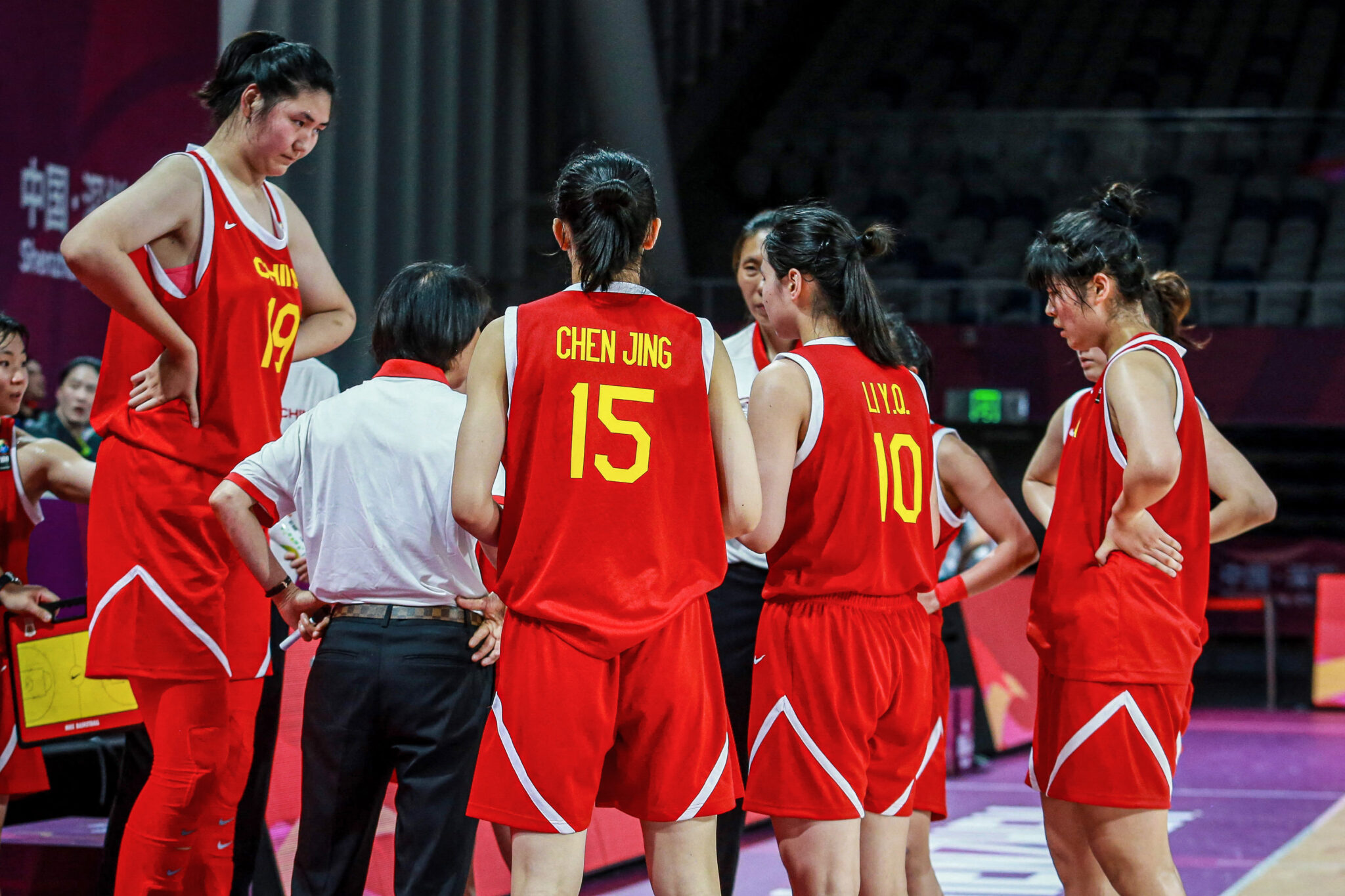 China's 7-foot-3 Player Zhang Ziyu Dominating Fiba U18 Asia Cup