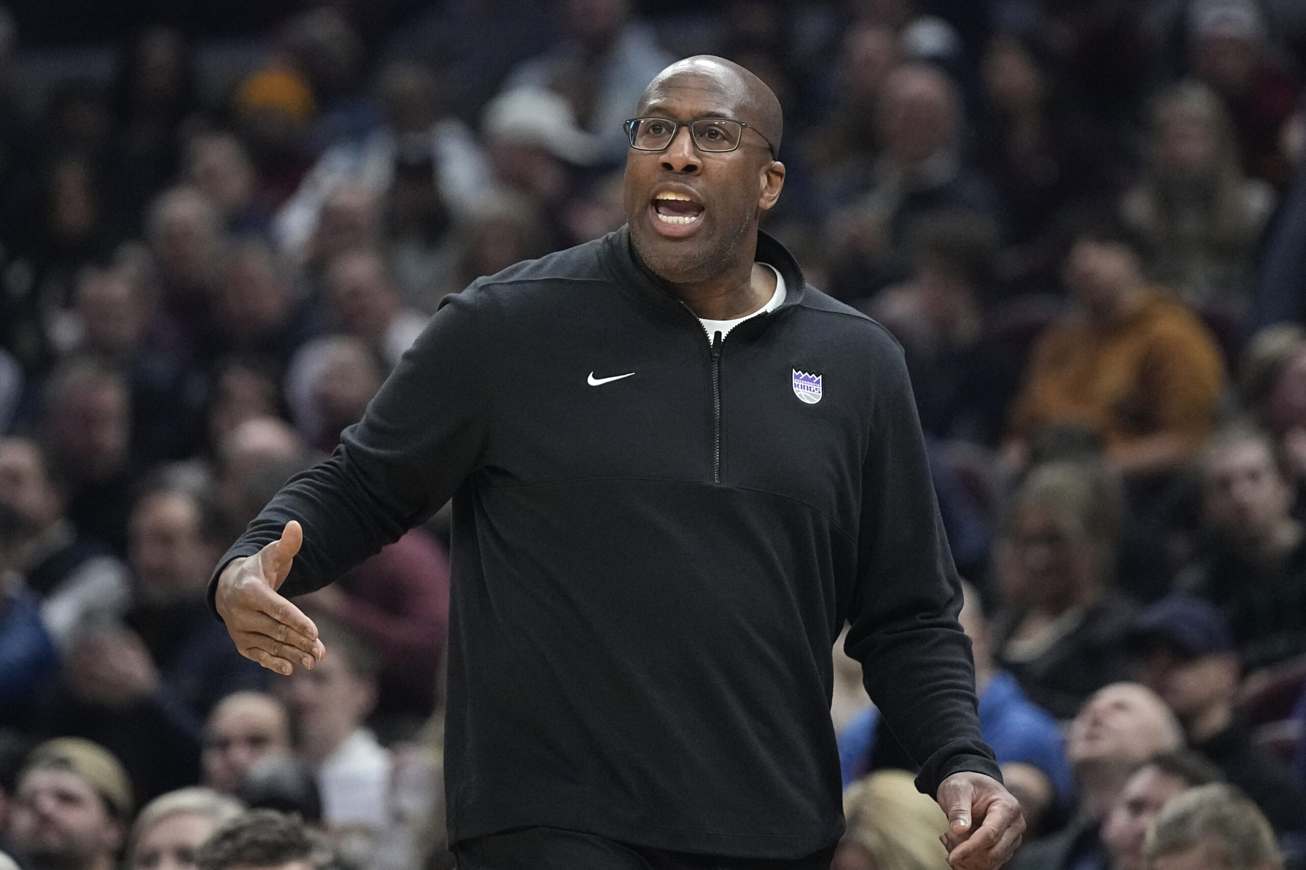Mike Brown Sacramento Kings coach extension NBA