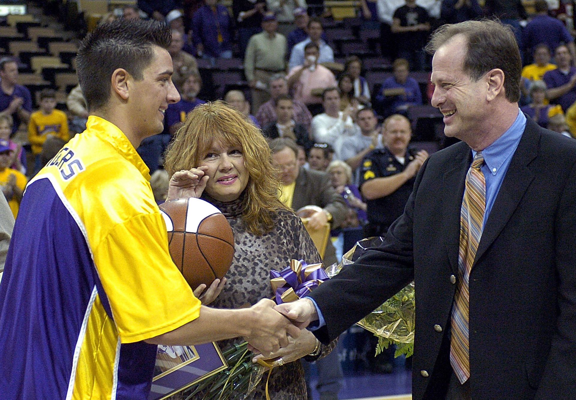 Ex-LSU player Josh Maravich, son of NBA legend, dead at 42