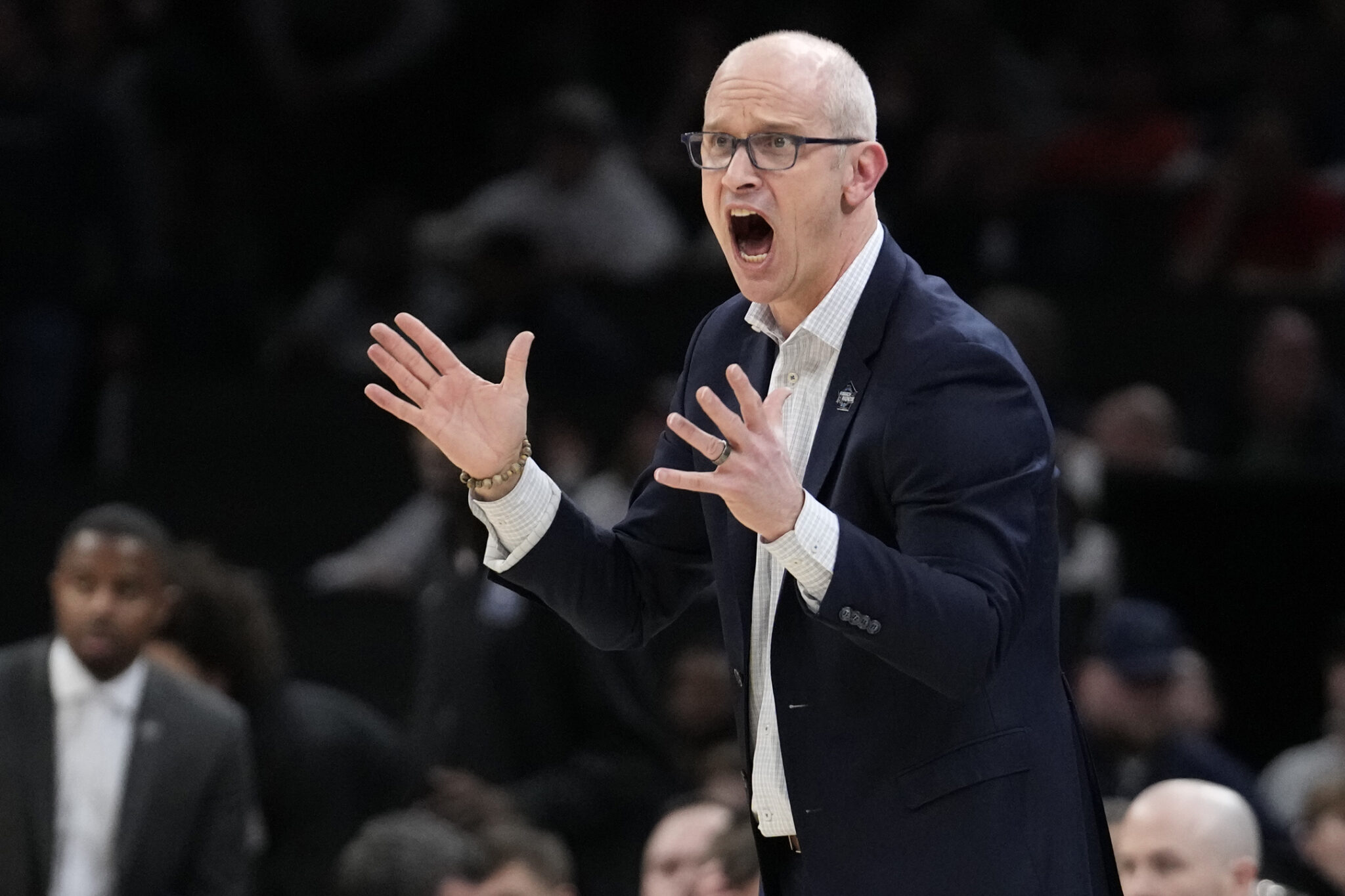 NBA: Dan Hurley turns down Lakers offer, will stay at UConn