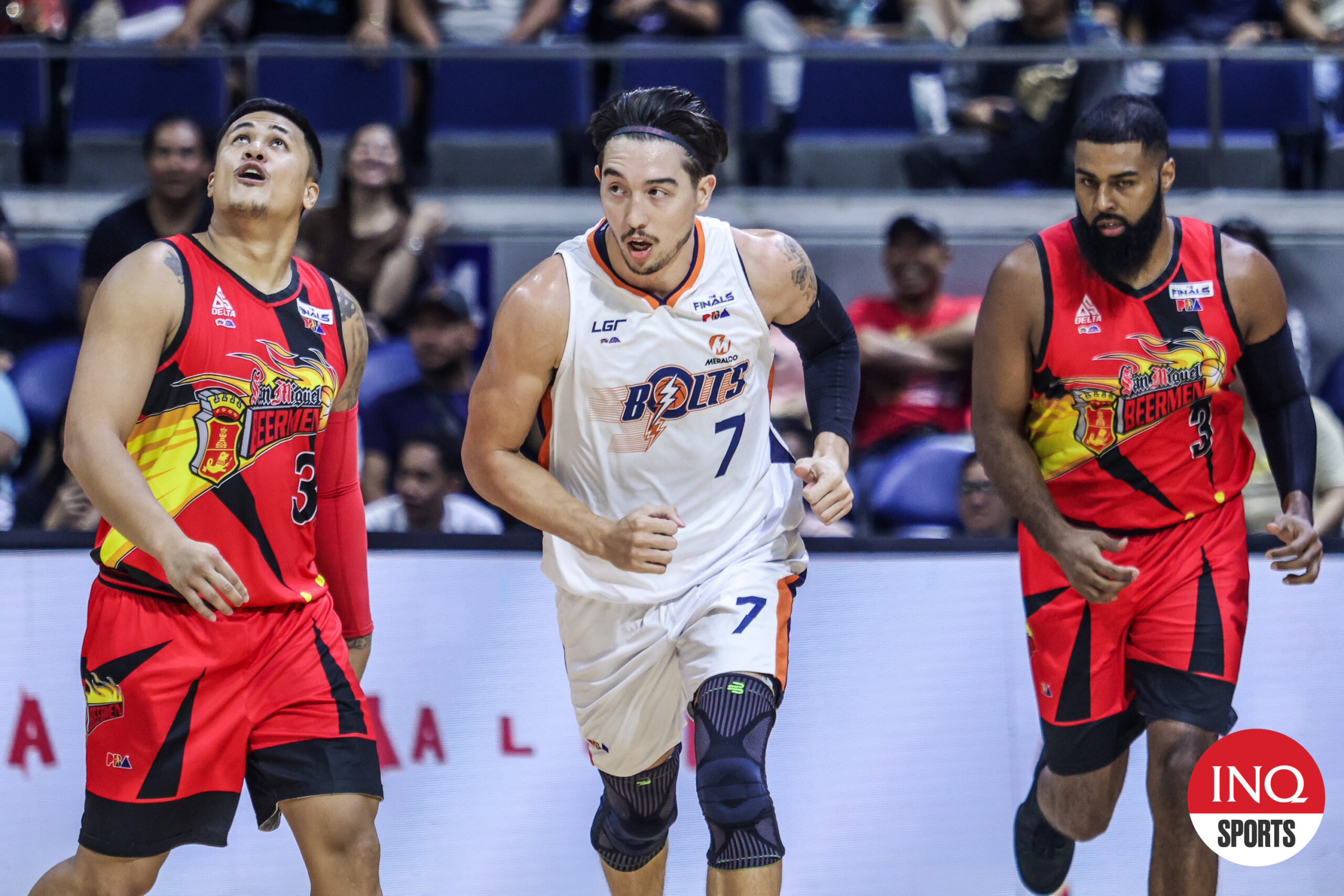 Cliff Hodge Meralco Bolts Game 3 PBA Philippine Cup Finals