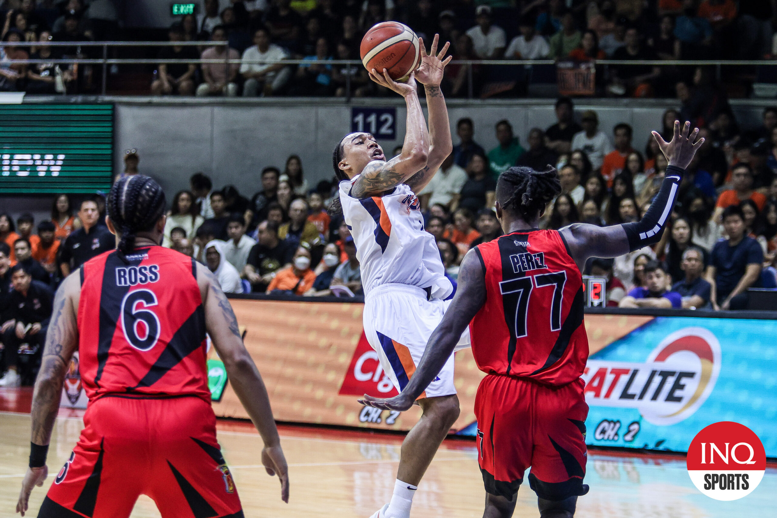 Chris Newsome Meralco Bolts beat San Miguel Beermen Game 3 PBA Philippine Cup Finals