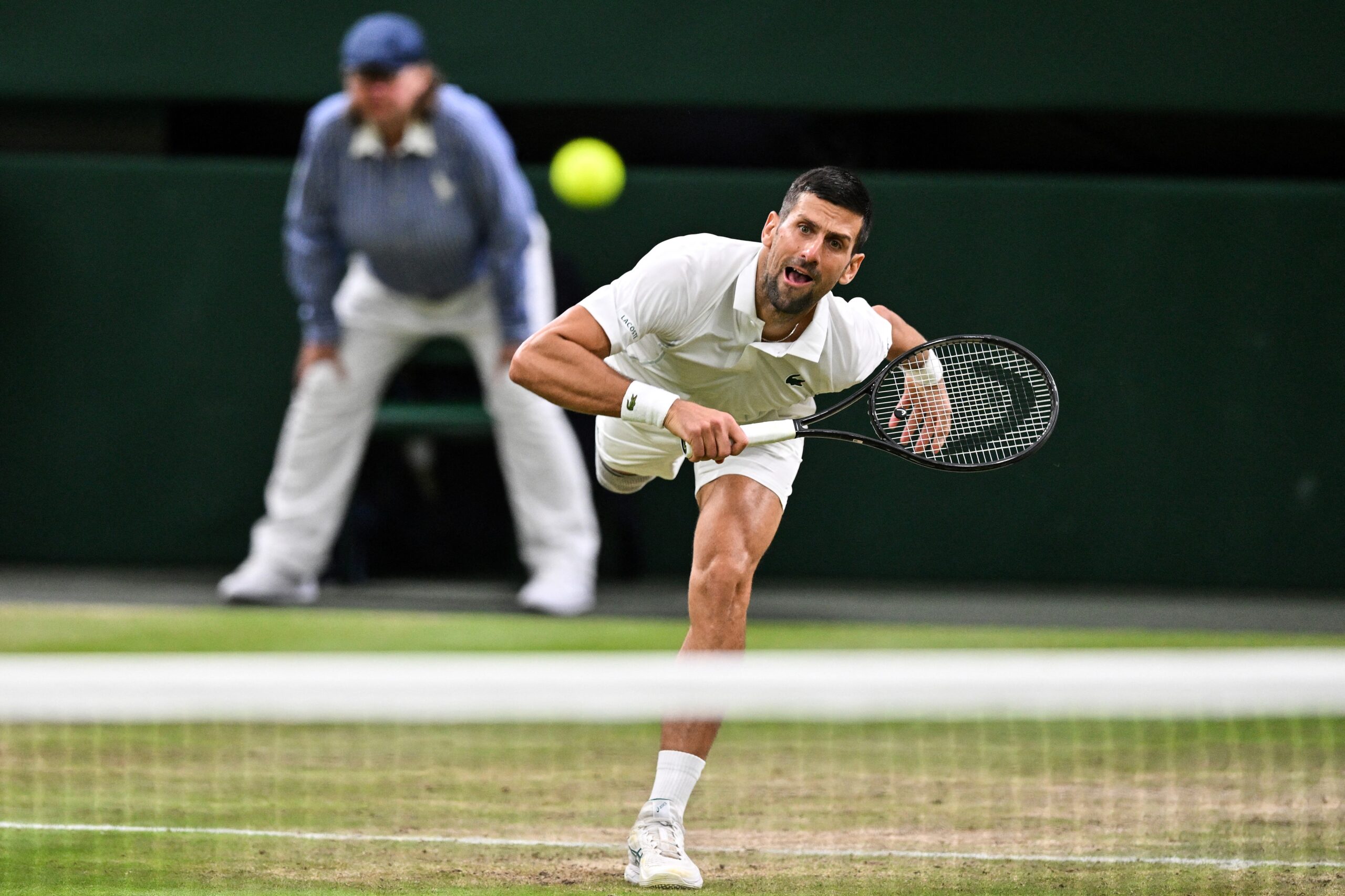 Djokovic into Wimbledon semifinal due to De Minaur injury – Giga Mail