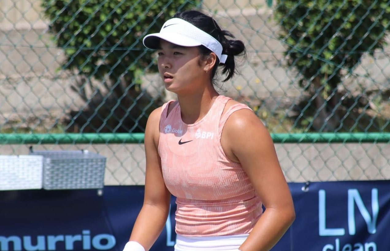 Alex Eala in action in the W100 Vitoria-Gasteiz tennis