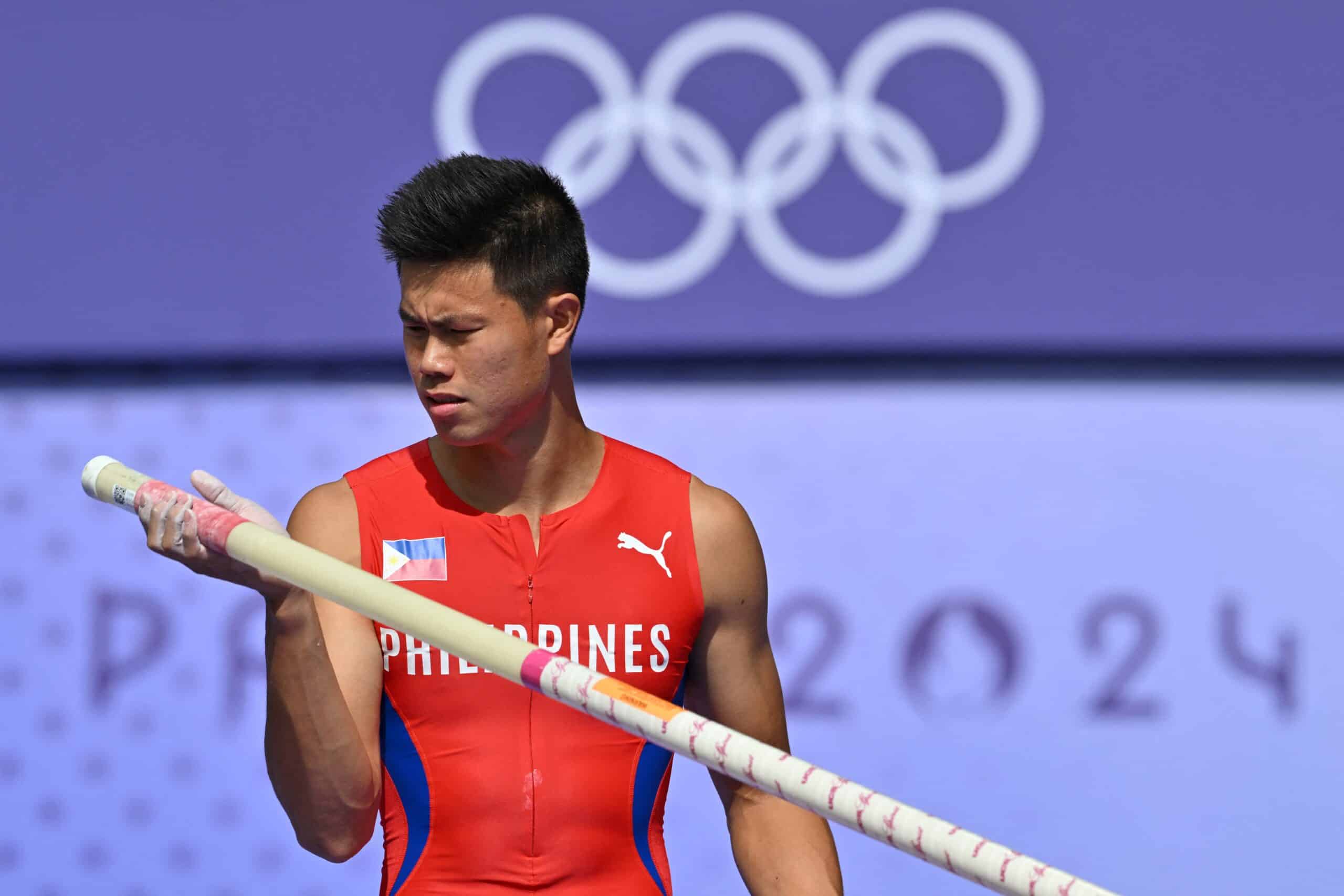 EJ Obiena Paris Olympics 2024 pole vault team Philippines