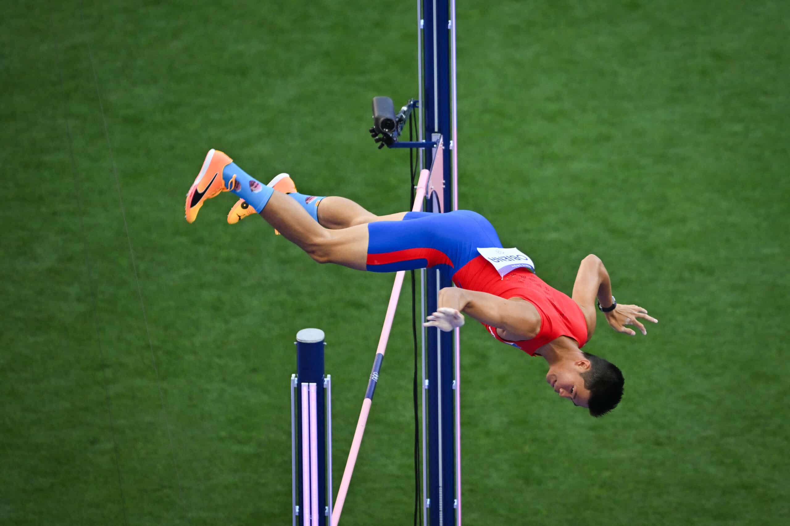 Philippines' EJ Obiena Paris Olympics 2024 pole vault medal round