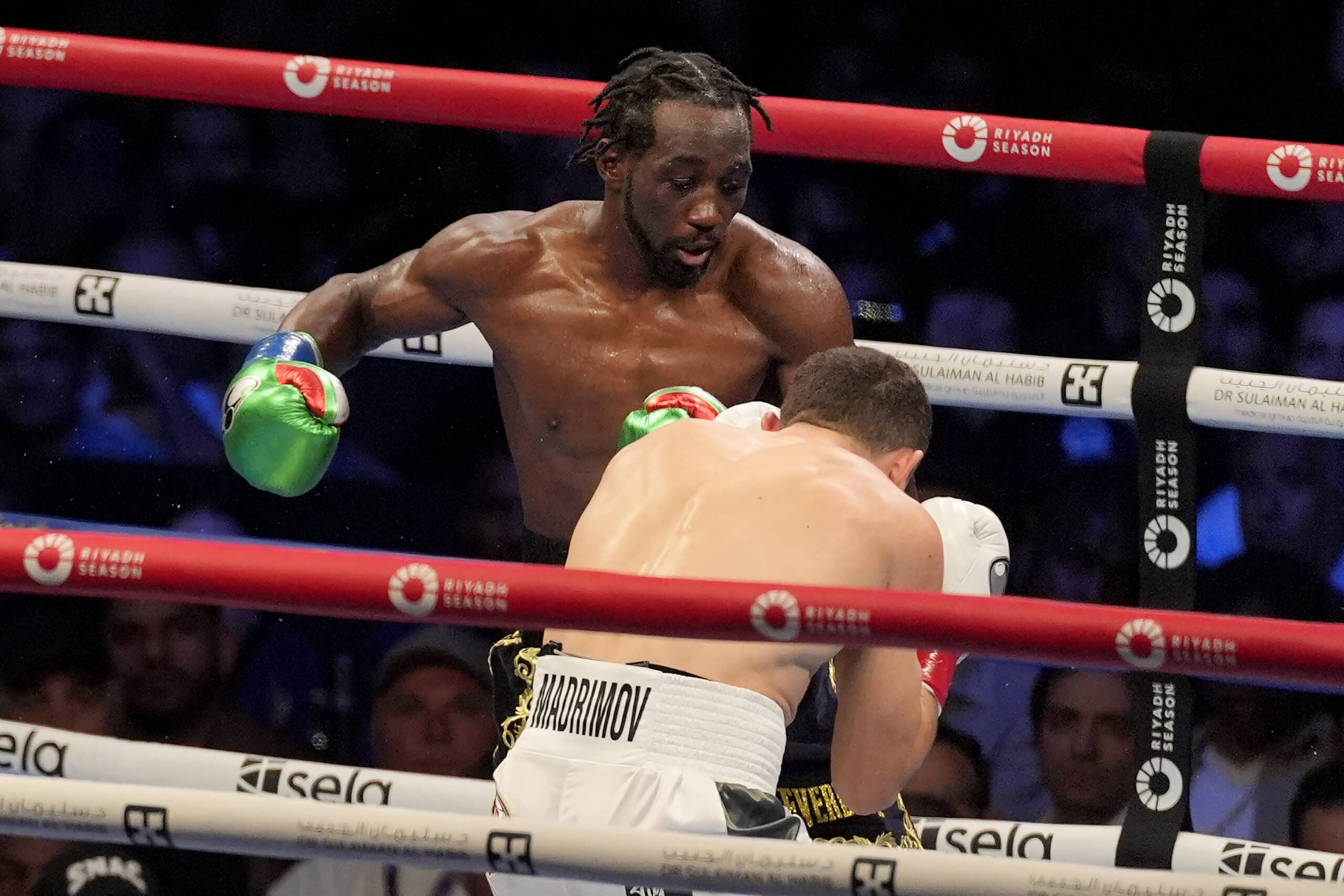 Terence Crawford beat Israil Madrimov super welterweight