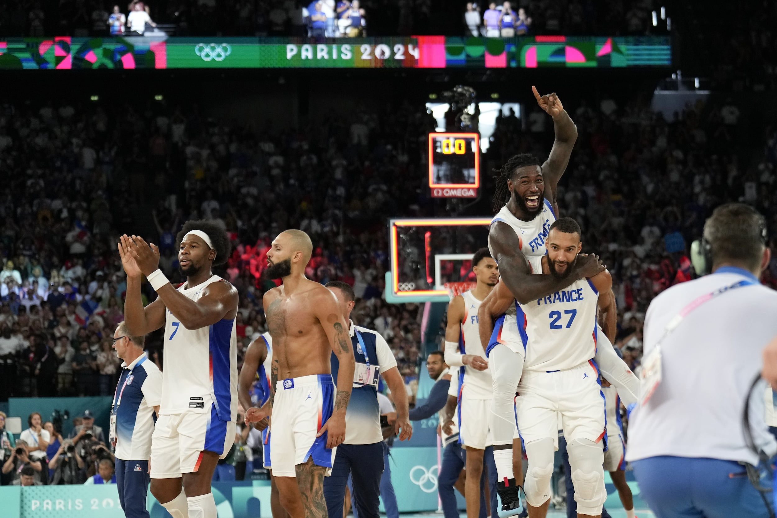 Big basketball weekend for France at Paris Olympics