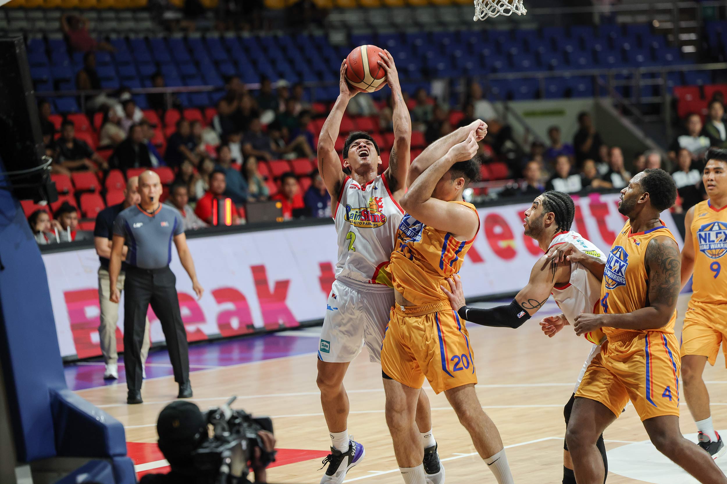 Rain or SHine's Jhonard Clarito during a PBA Governors' Cup game against NLEX