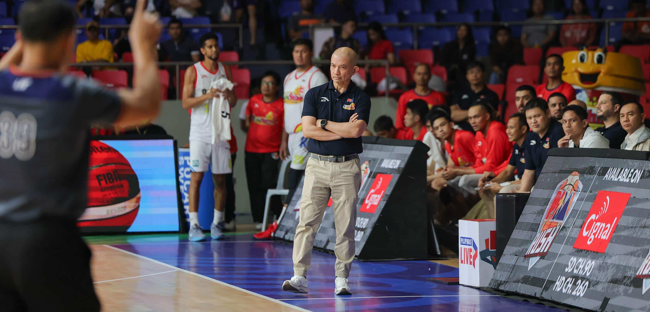 Rain or Shine coach Yeng Guiao during a PBA Governors' Cup game.