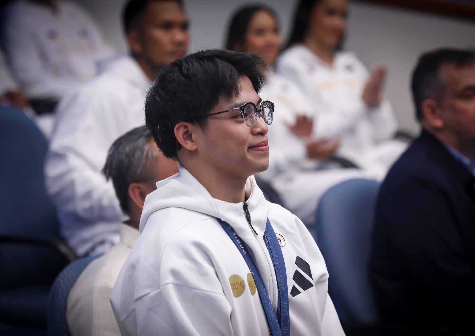 Carlos Yulo joins Navy Reserve