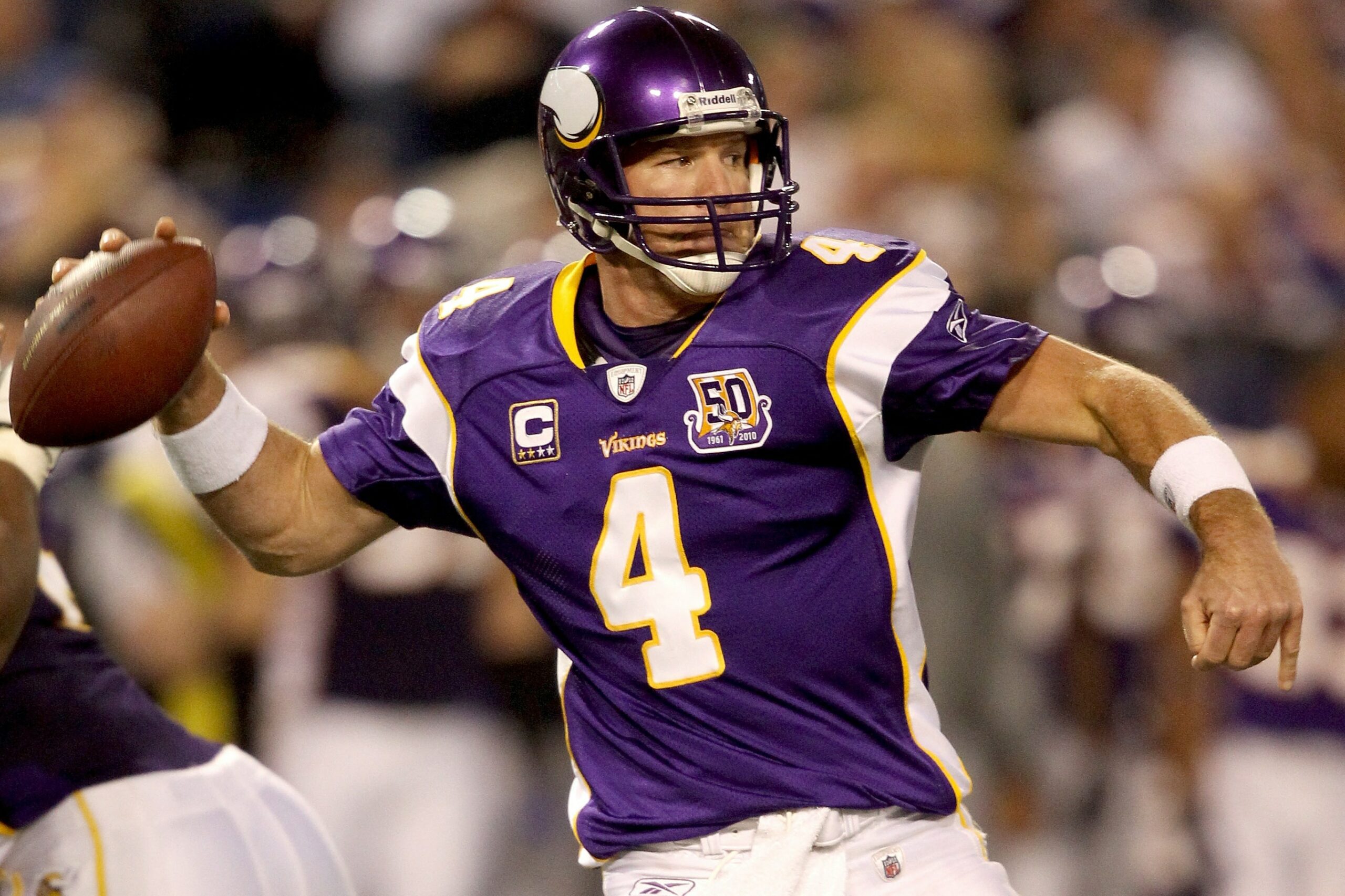 Pemain terkenal Green Bay Packers Brett Favre, pemain sepak bola Amerika, dan penyakit Parkinson