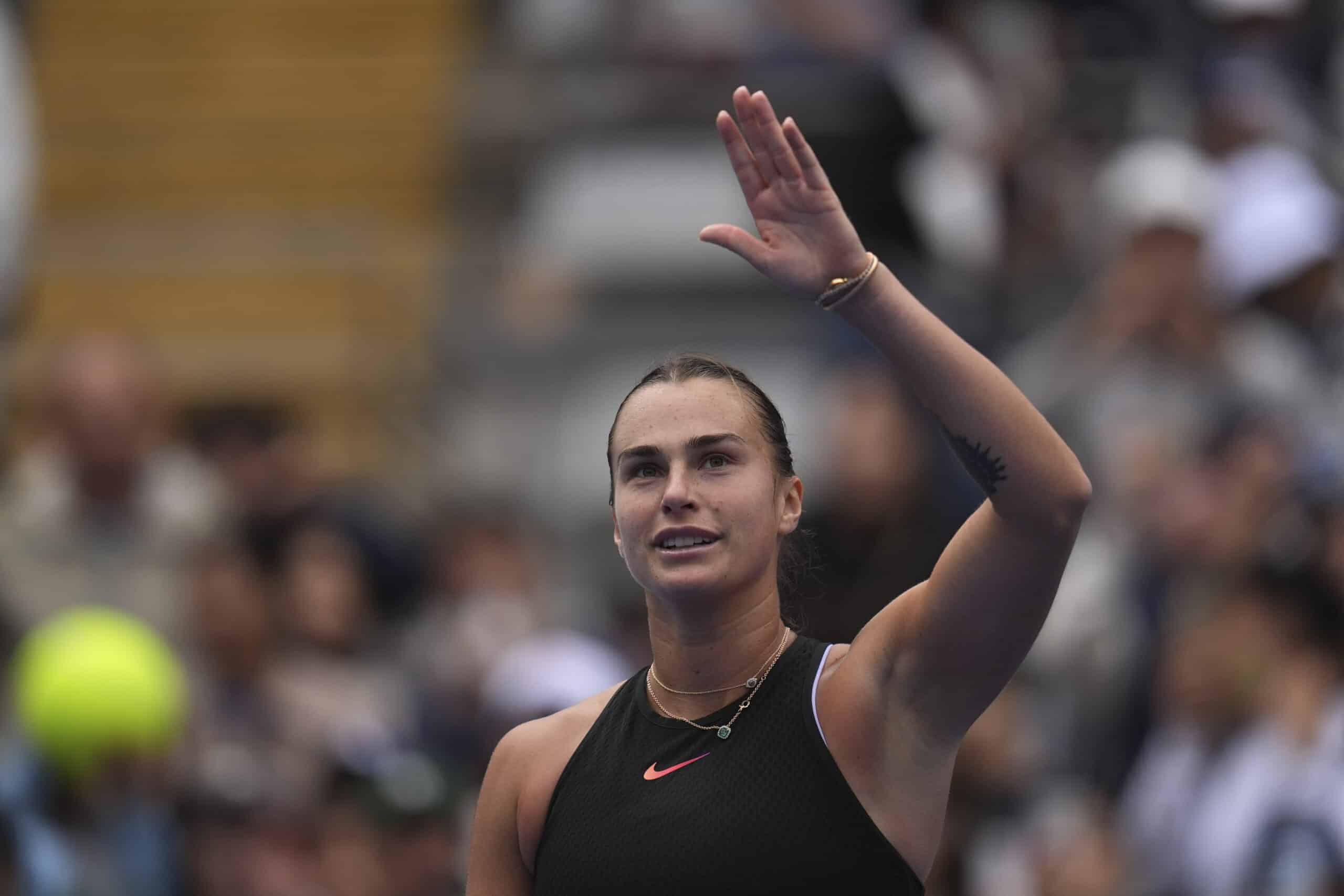 Sabalenka extiende su racha de victorias, Osaka se enfrentará a Gauff en el Abierto de China