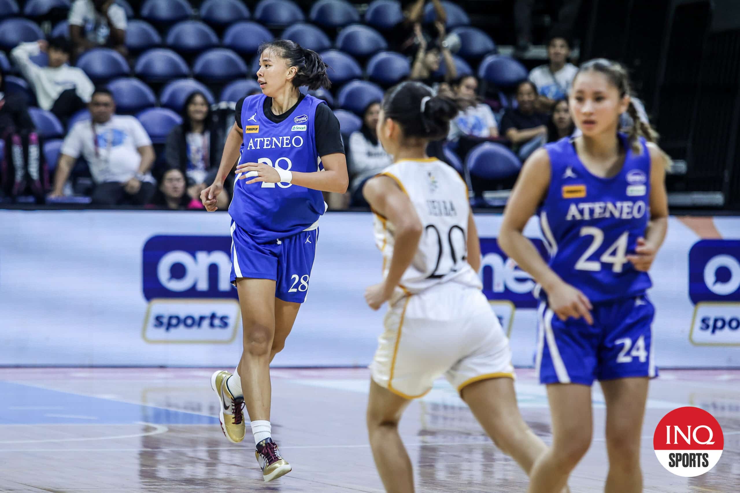 Ateneo Blue Eagles' Kacey Dela Rosa during a UAAP Season 87 women's basketball tournament game