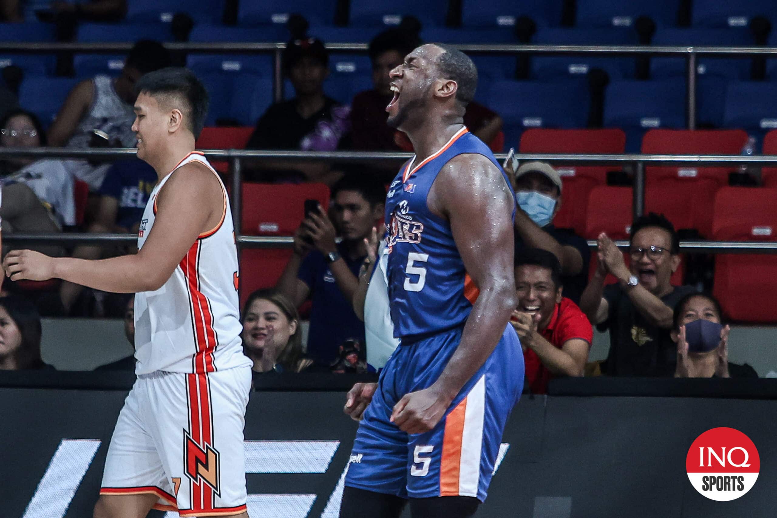 Meralco Bolts import Allen Durham in the PBA Governors' Cup