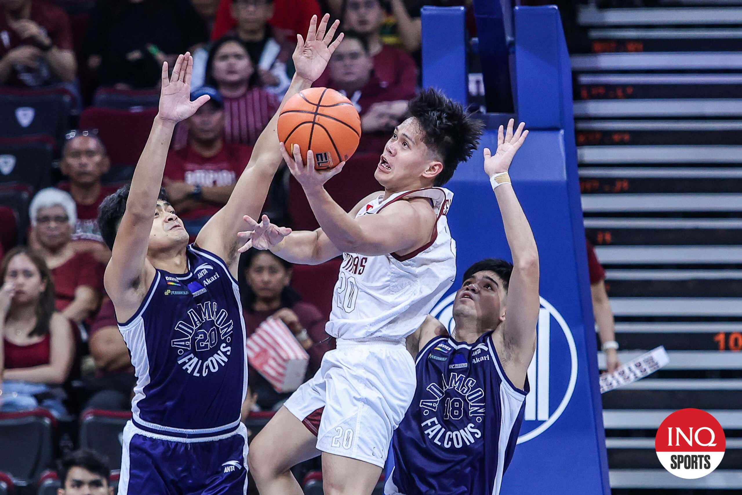 UP Maroon empezó con un gemido pero acabó con confianza