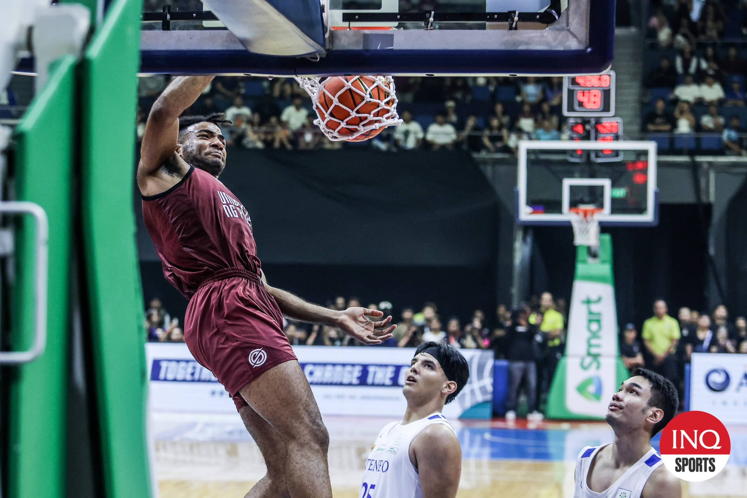 UAAP: Imperturbável por vaias, Francis Lopez garante vitória do UP sobre Ateneo