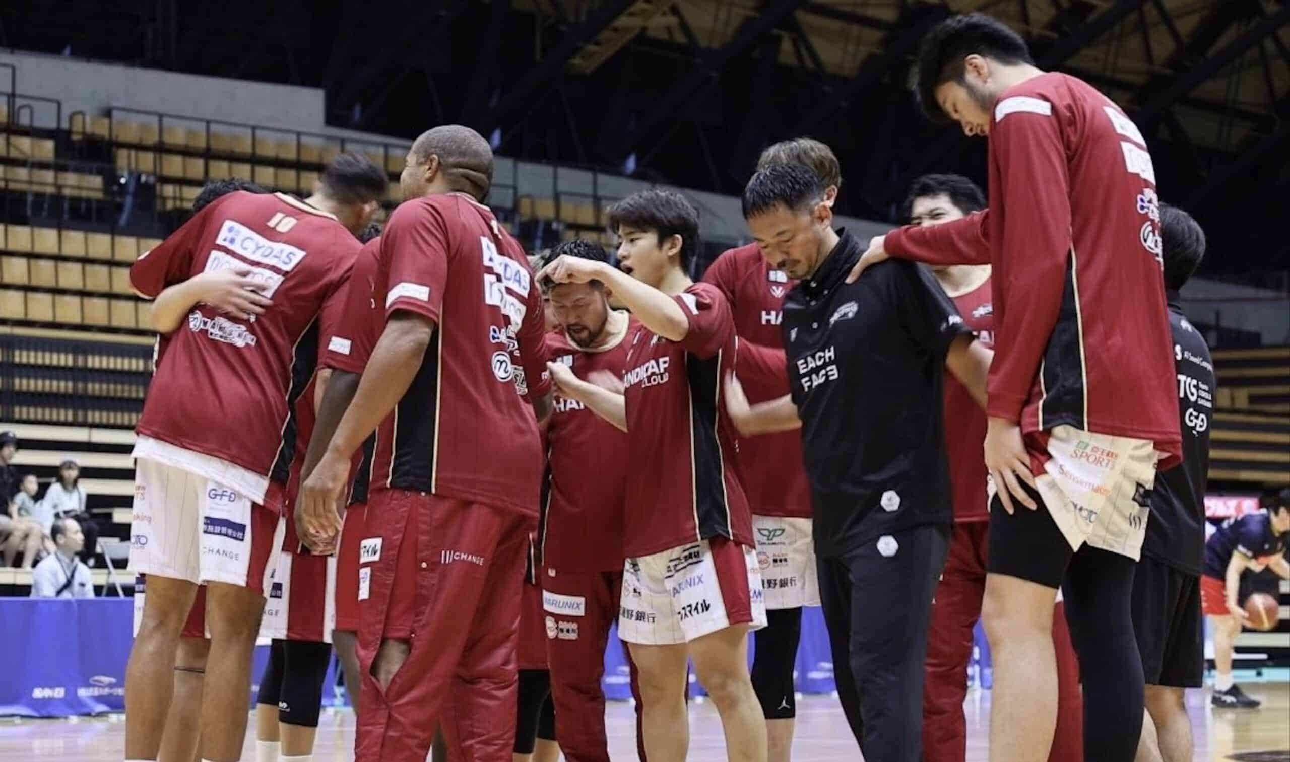 Kai Sotto playing for his new team Koshigaya Alphas in the Japan B.League Divison 2