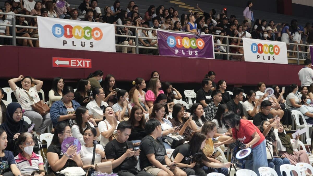 Star Magic fans cheering for their favorite artists during the exhibition game.