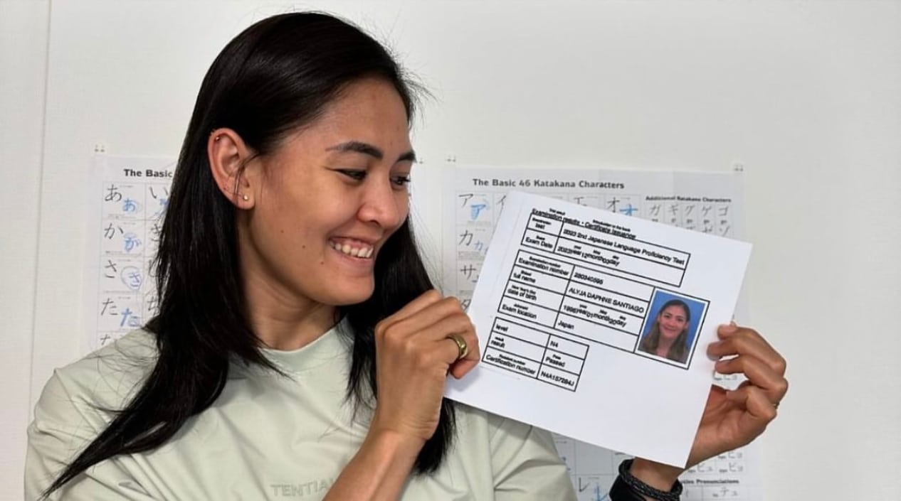 Former Philippine national volleyball team player Jaja Santiago recently acquired her Japanese citizenship.