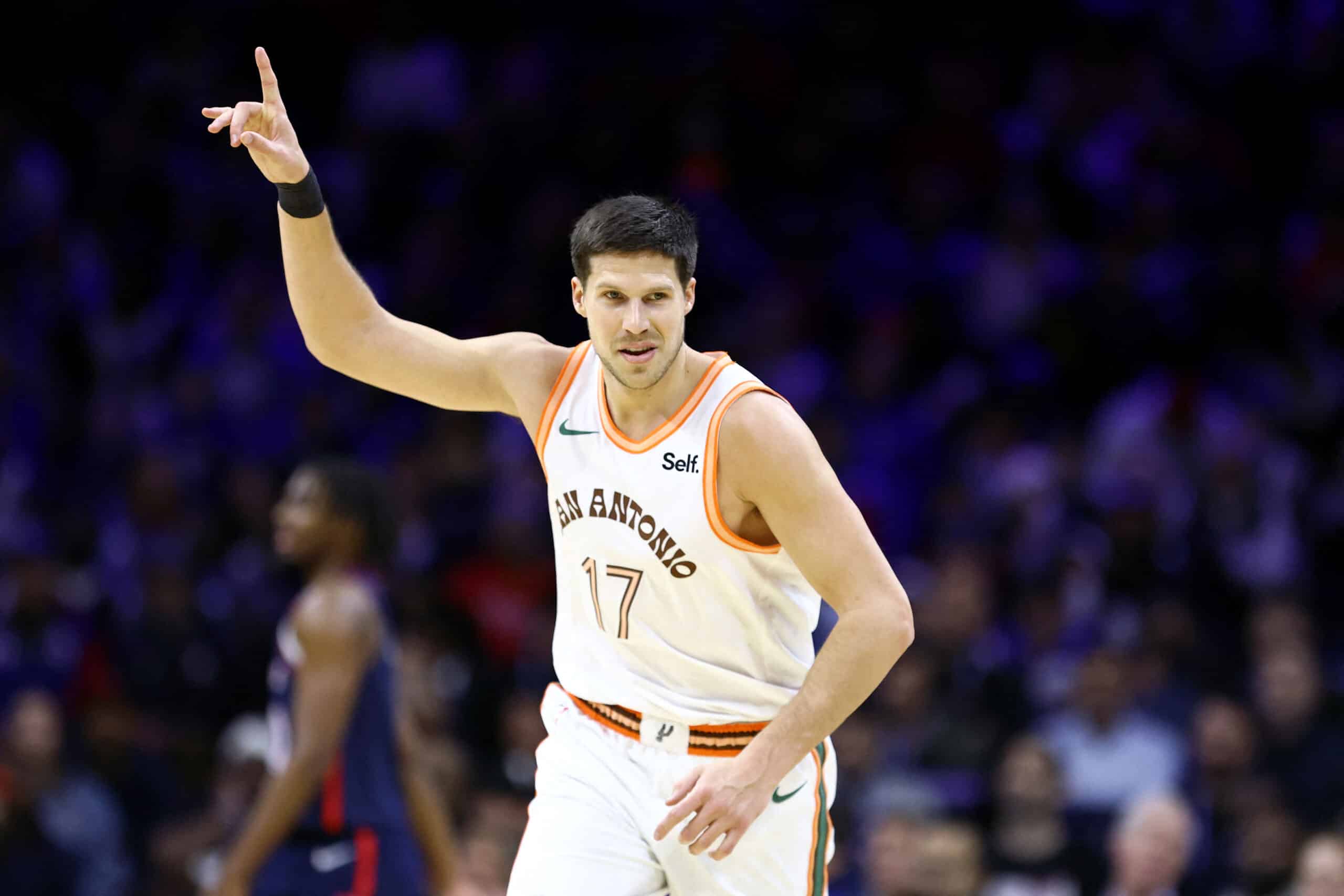 Doug McDermott nummer 17 van de San Antonio Spurs NBA