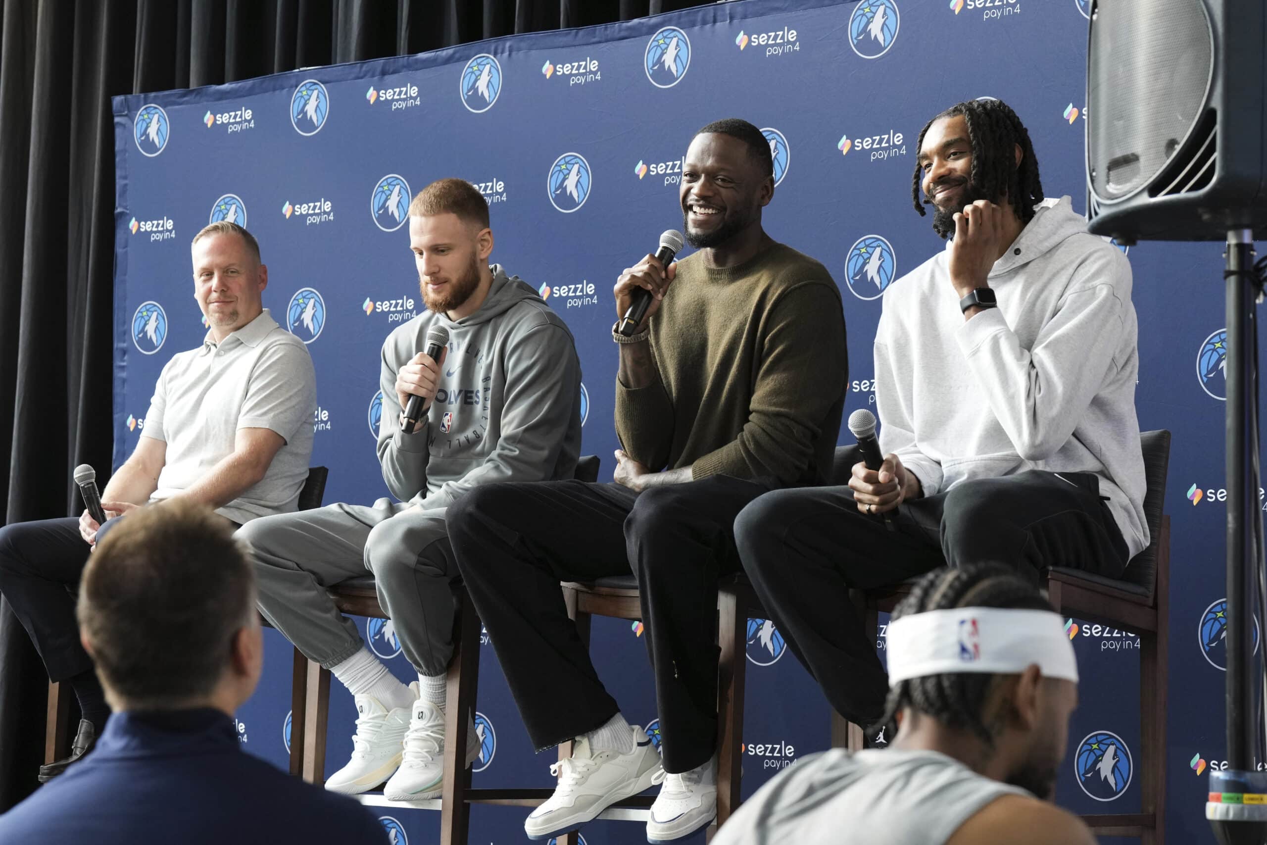 NBA: Timberwolves dão as boas-vindas a Randle e DiVincenzo com esperanças de título