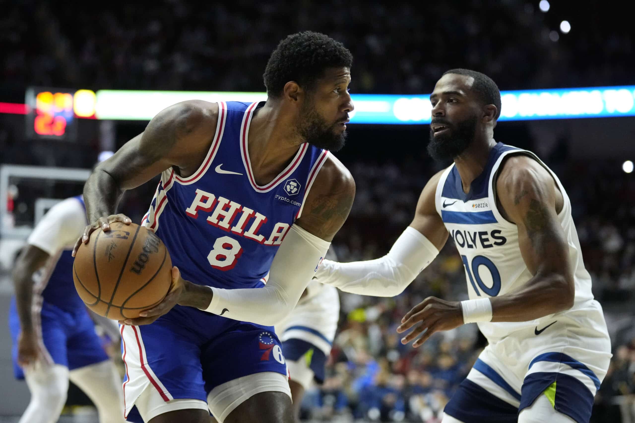 NBA: Paul George anota 23 puntos en su debut de pretemporada con los 76ers