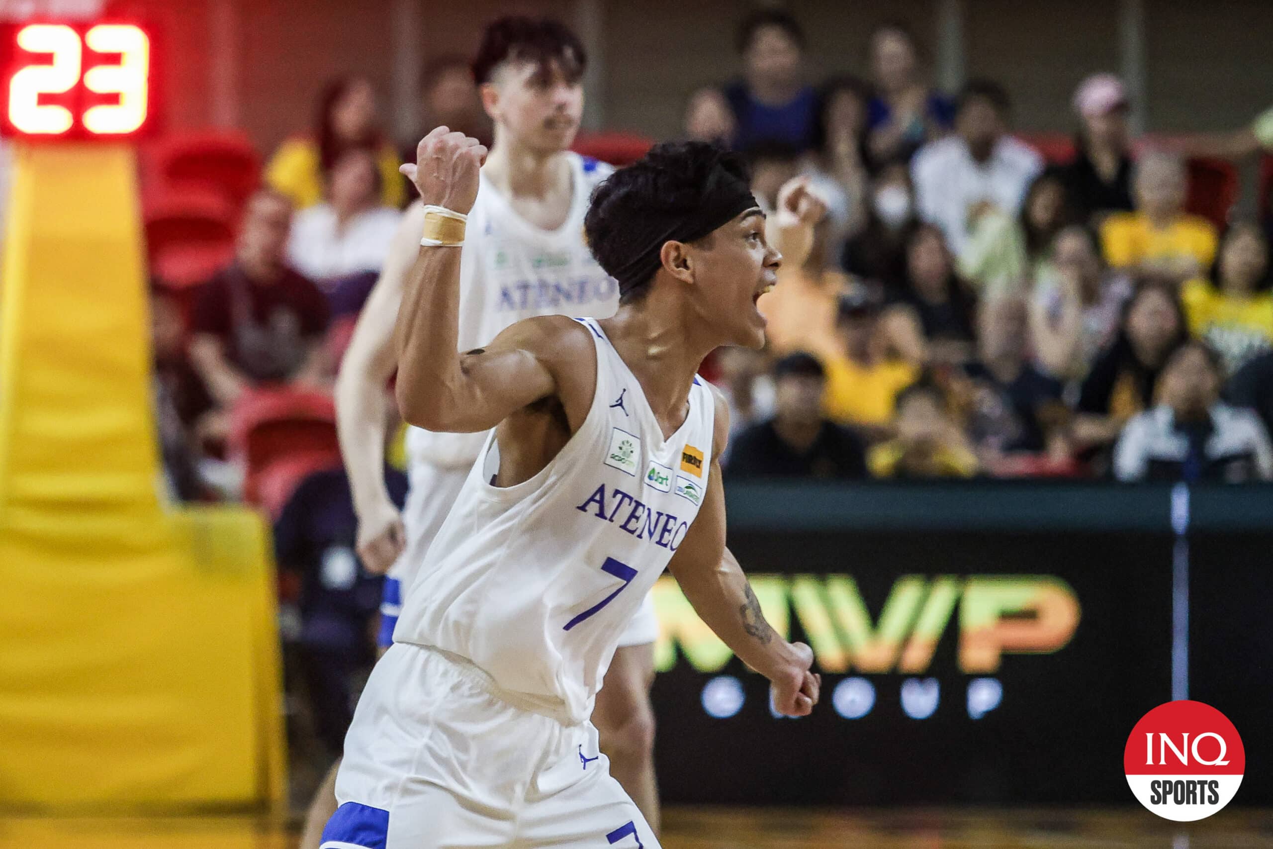 UAAP: Ya basta, Espinosa ayudó al Ateneo a estropear el partido de local de la UST