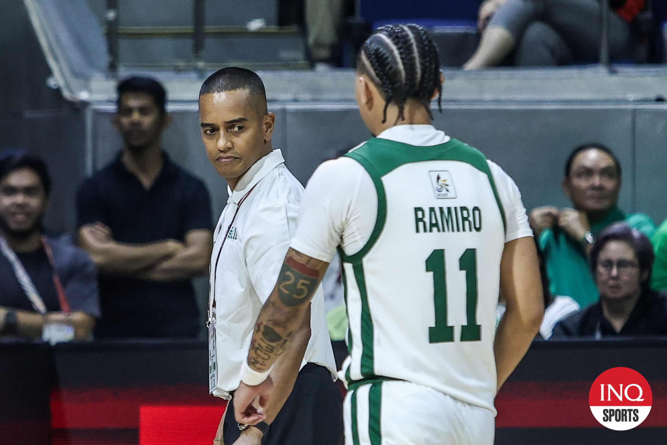 La Salle coach Topex Robinson during a UAAP Season 87 men's basketball game.