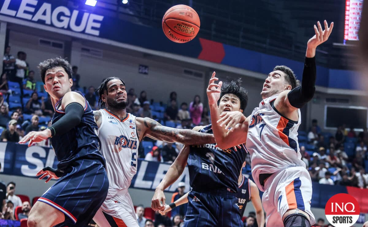 Meralco Bolts eye clearer EASL Final Four path