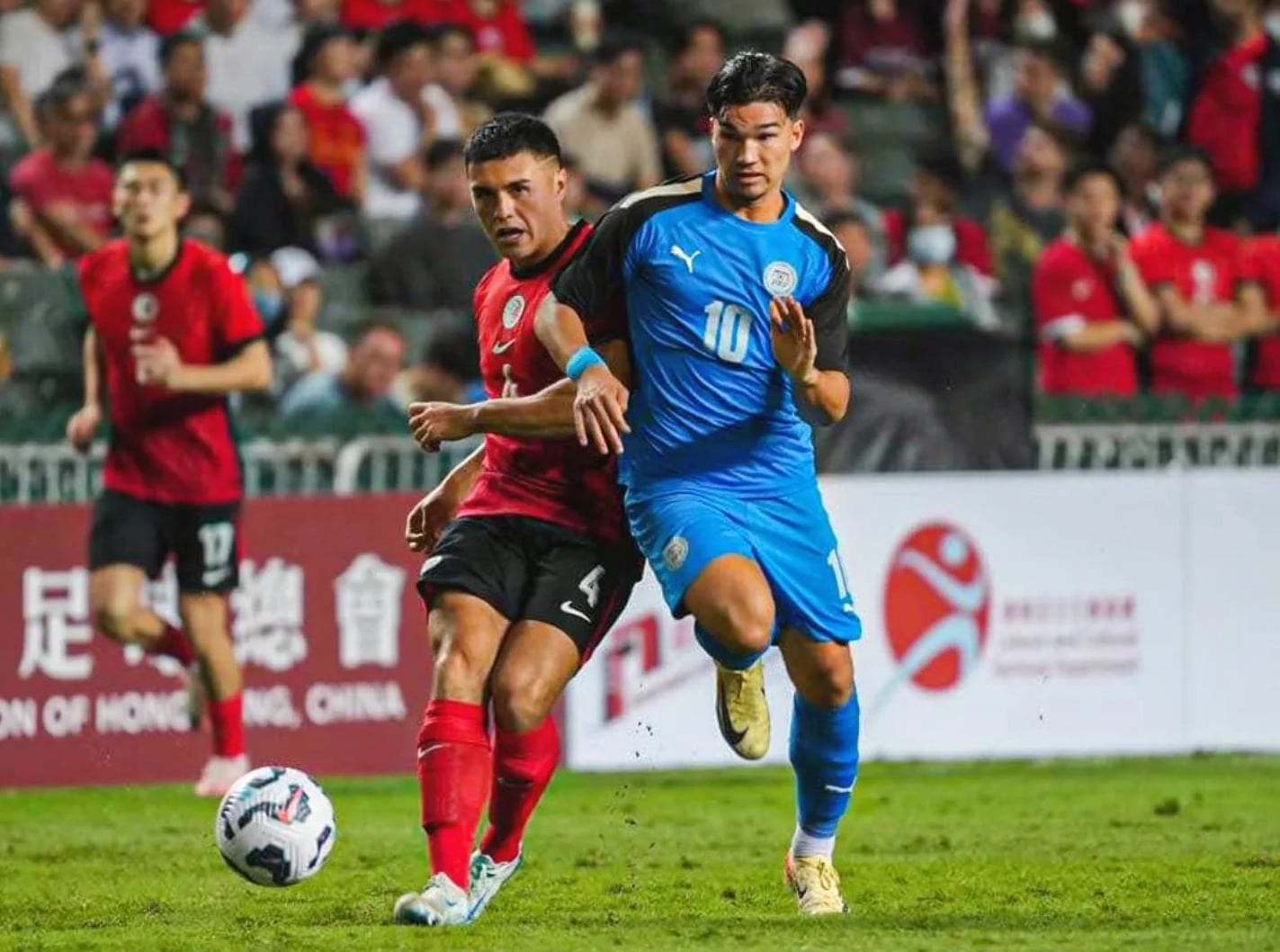 Bjorn Kristensen (right)scores the only goal in
the Philippines’
away defeat to
Hong Kong on
Thursday.