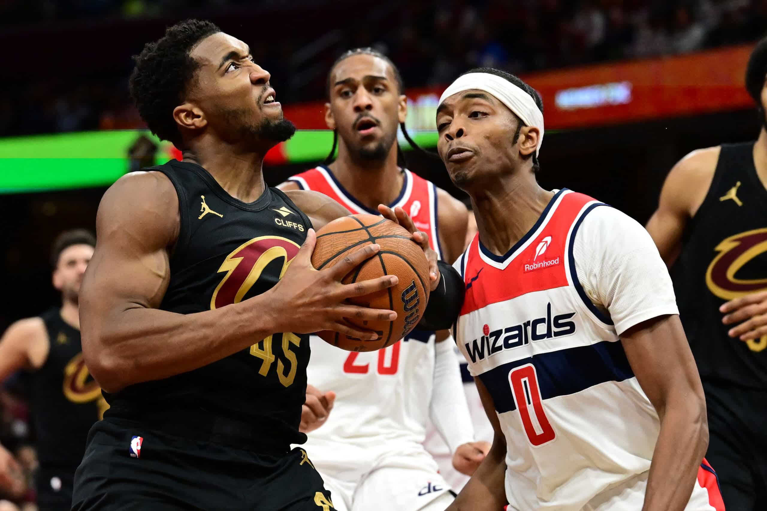 No.1 Cavaliers hand Wizards 15th straight loss