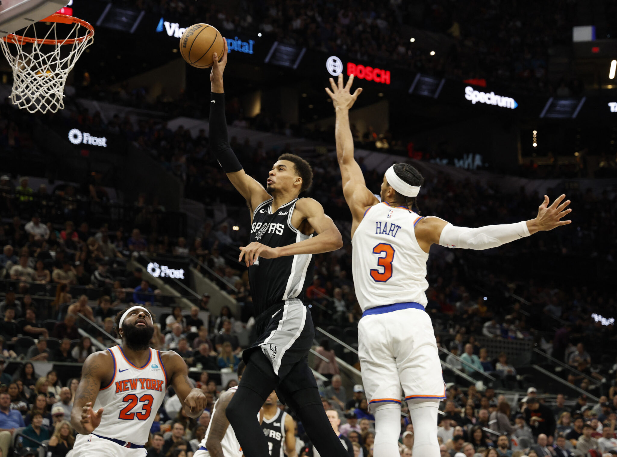 NBA Knicks look to stand tall vs Wembanyama, Spurs