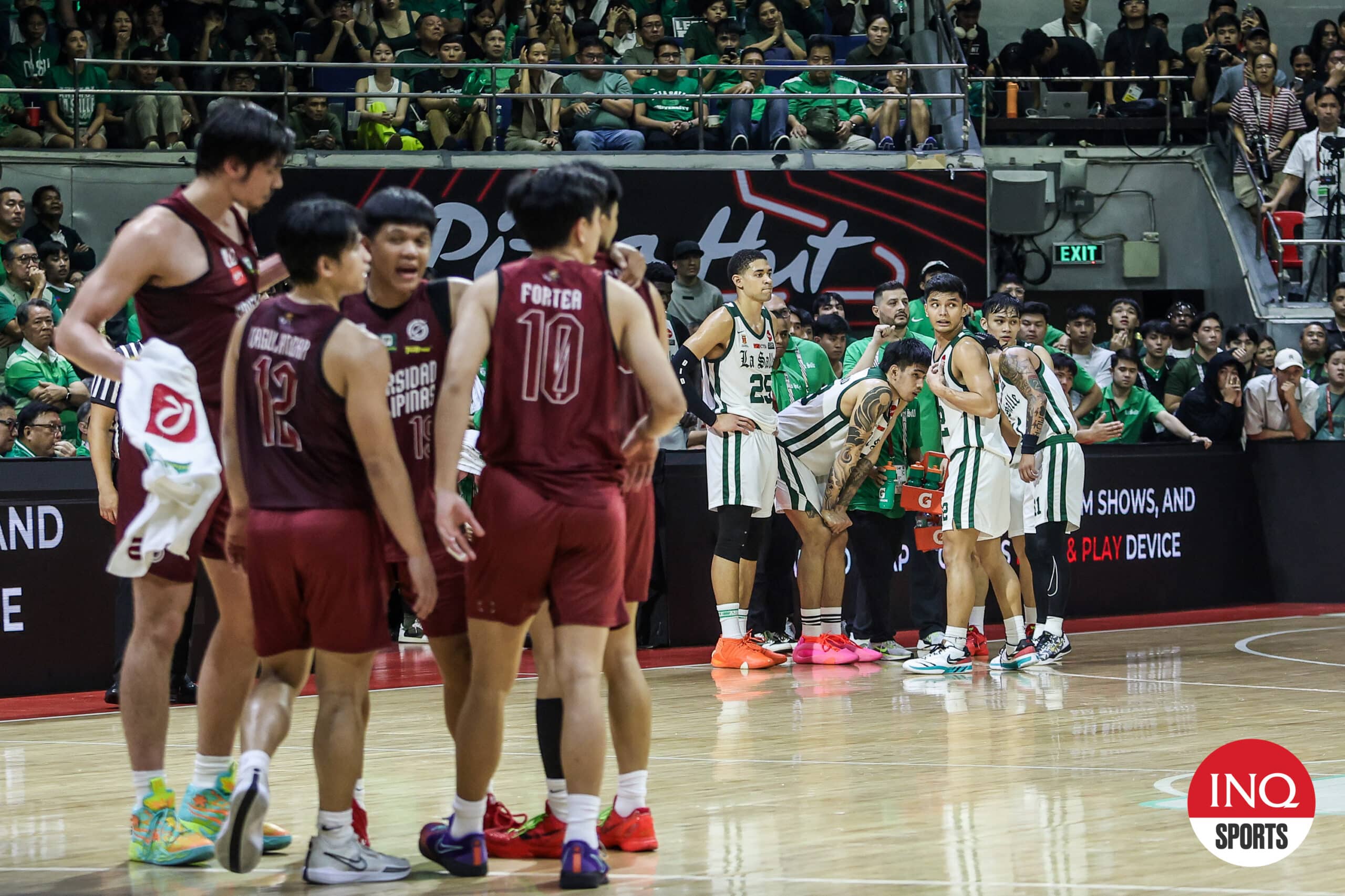 Final seconds between the UP Fighting Maroons and the La Salle GReen Archers in Game 3 of the UAAP Season 87 men's basketball Finals.