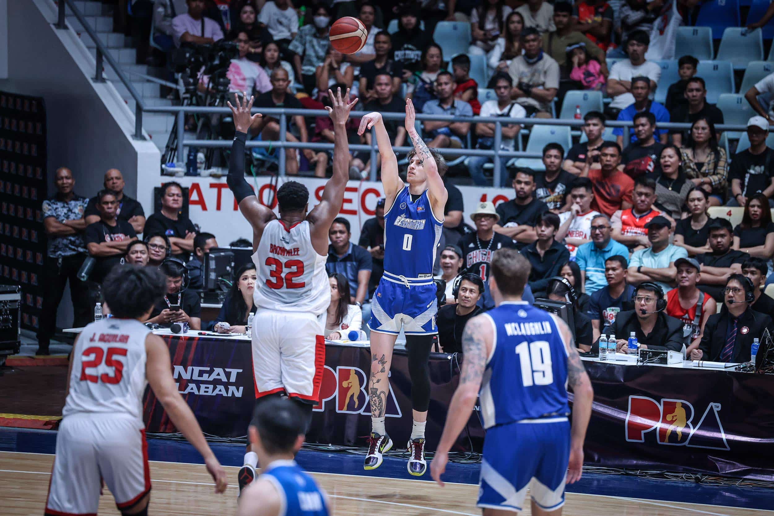 Hong Kong Eastern's Hayden Blankley puts up a shot against Ginebra's Justin Brownlee during a PBA Commissioner's Cup game. 