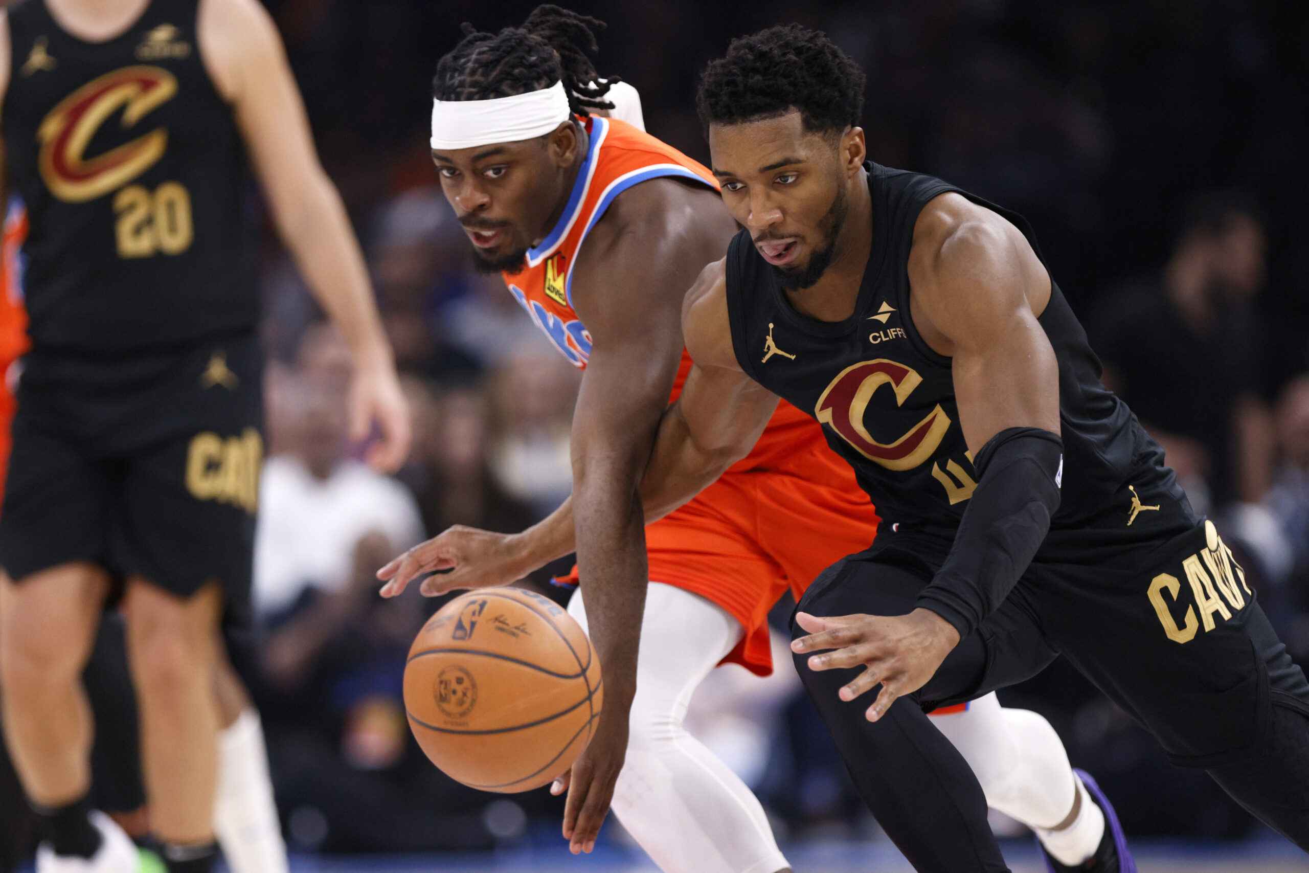 Luguentz Dort, Donovan Mitchell Cleveland Cavaliers x Oklahoma City Thunder NBA