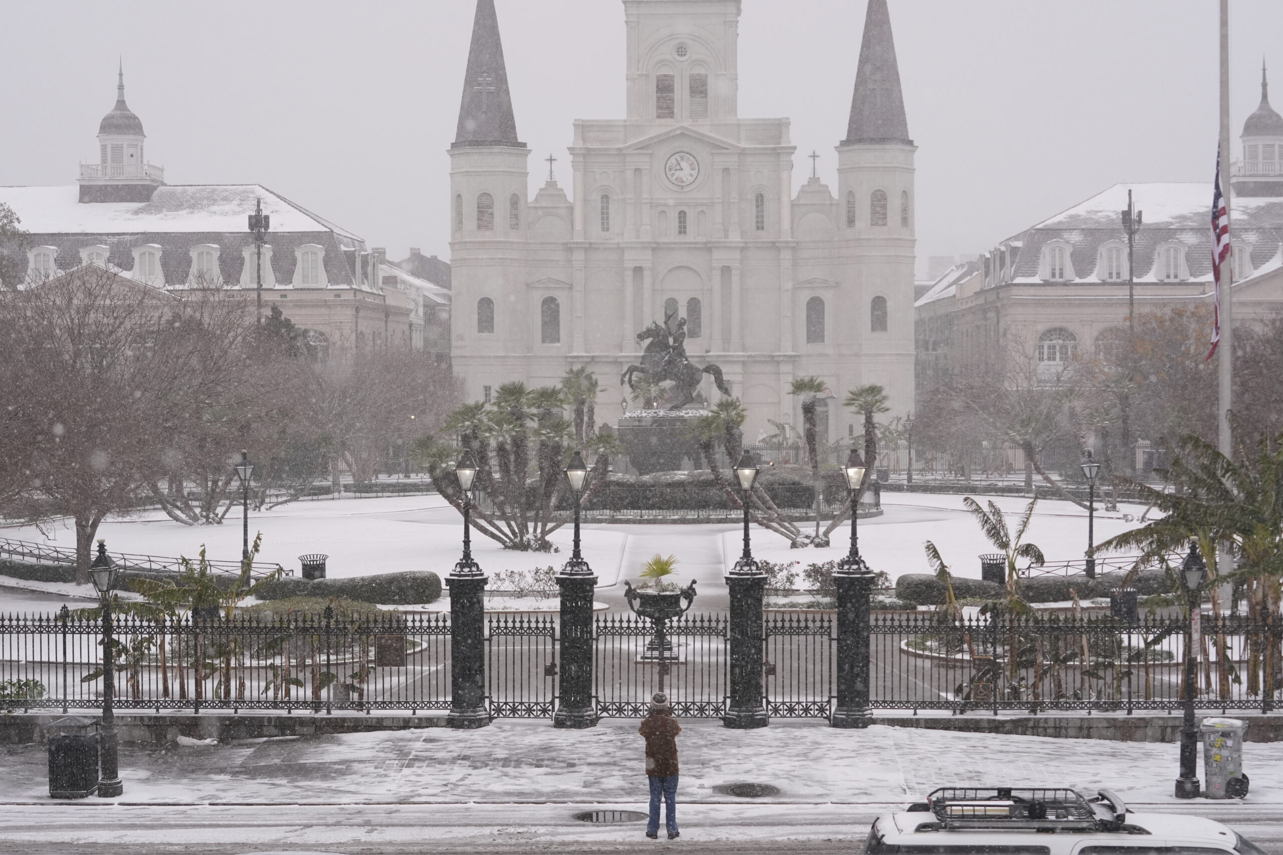 NBA pospone Bucks vs Pelicans tras histórica tormenta de nieve en Nueva Orleans