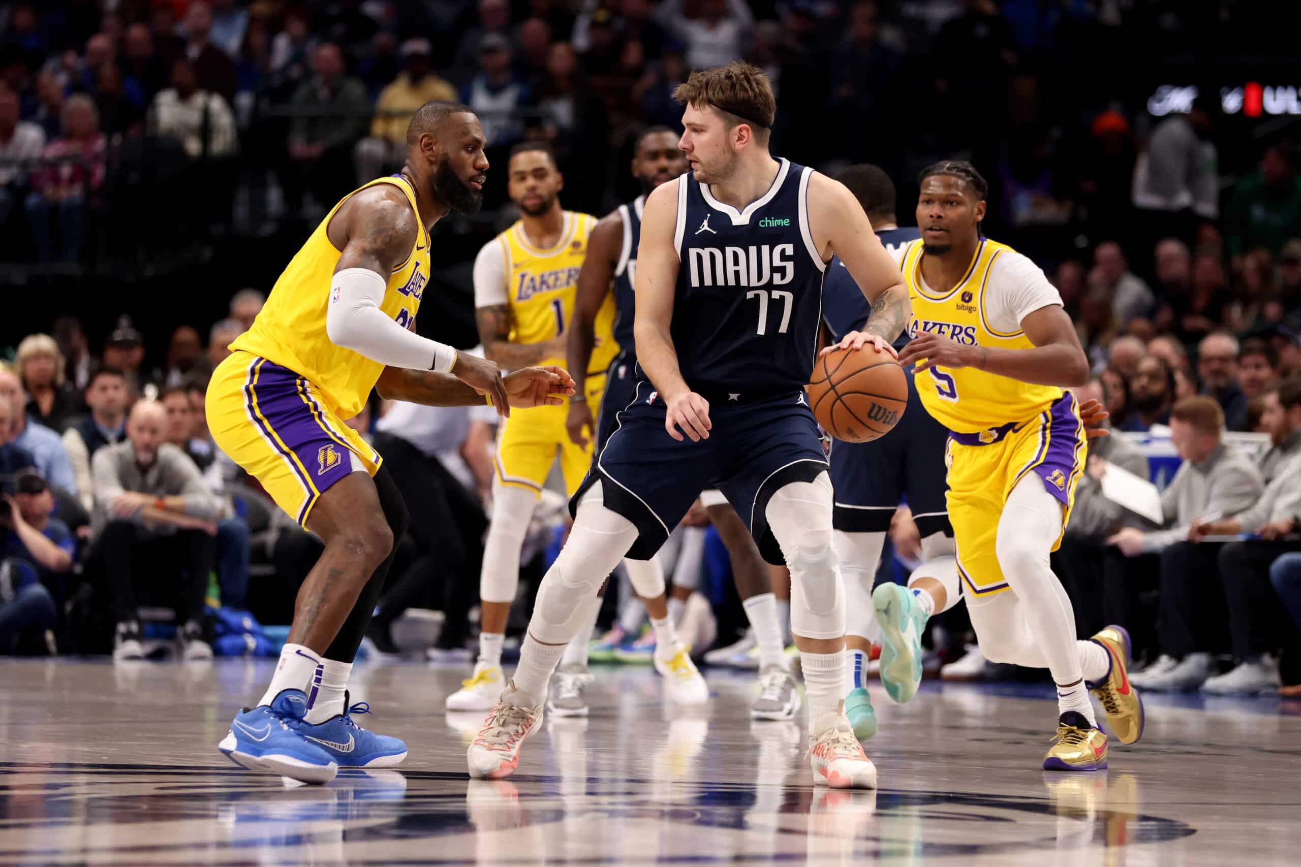 Luka Doncic LeBron Jameseims Los Angeles Lakers Dallas Mavericks Perdagangan NBA